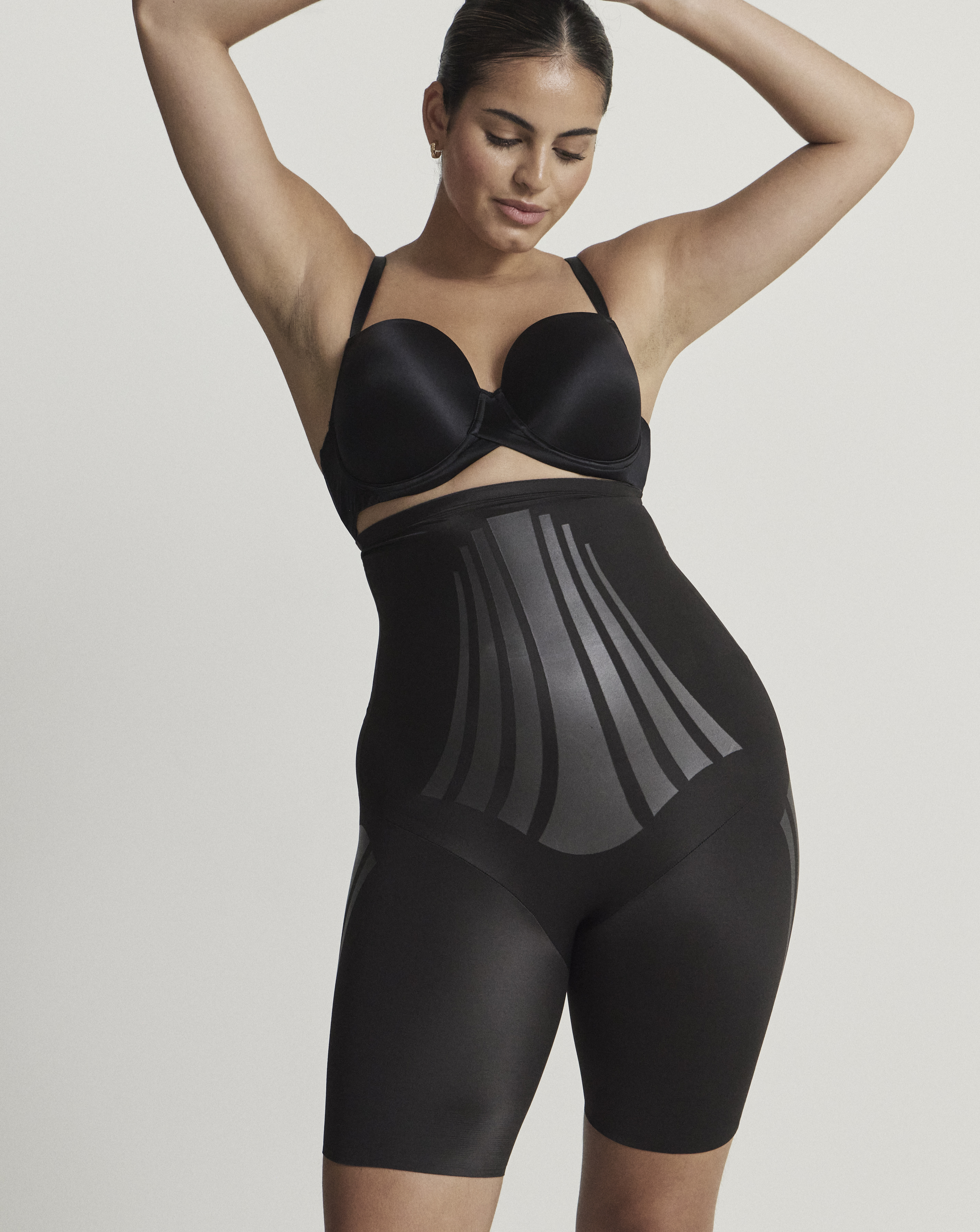 Miraclesuit Thigh Slimmer Black