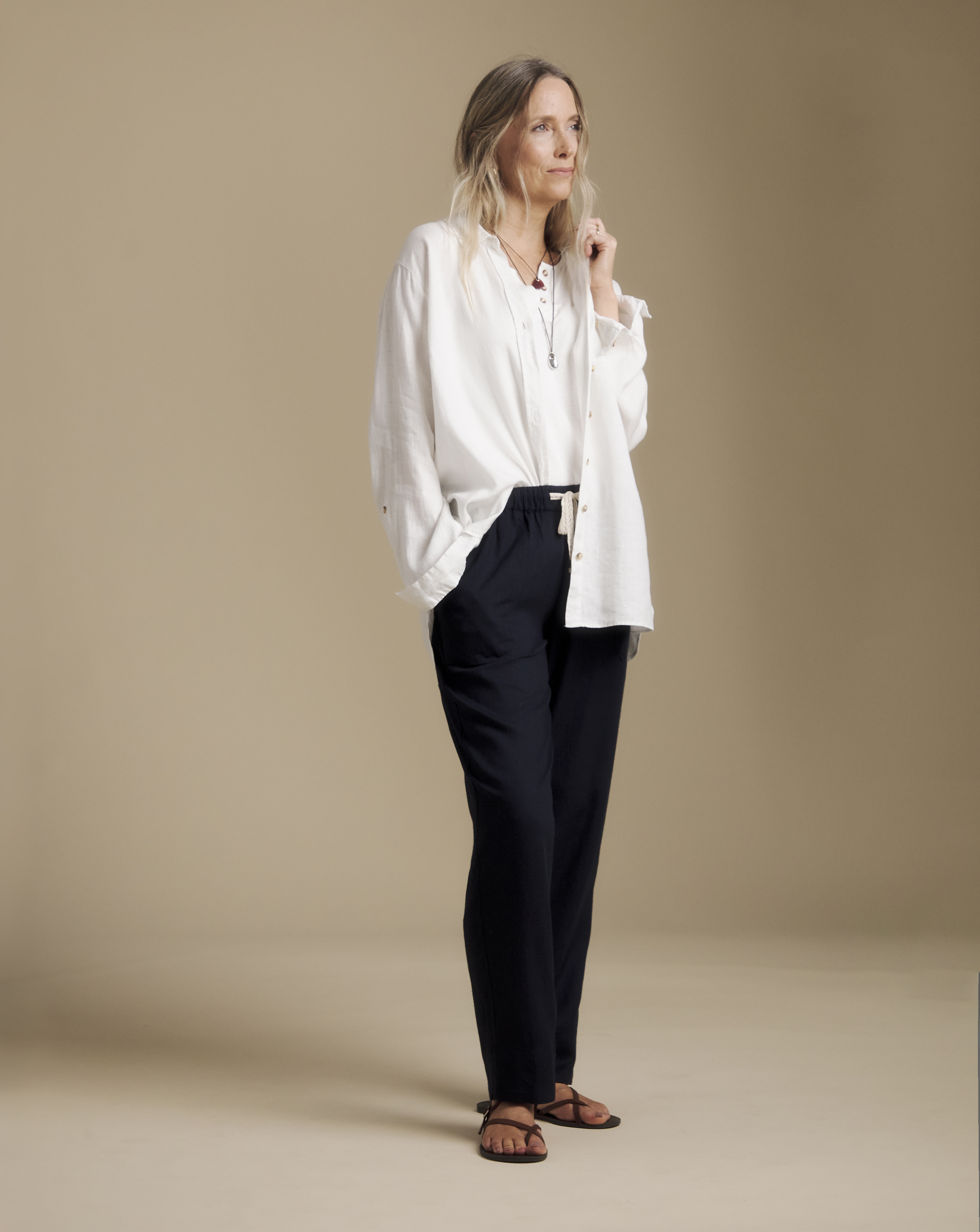 Julipa Petite Tapered Linen Trousers
