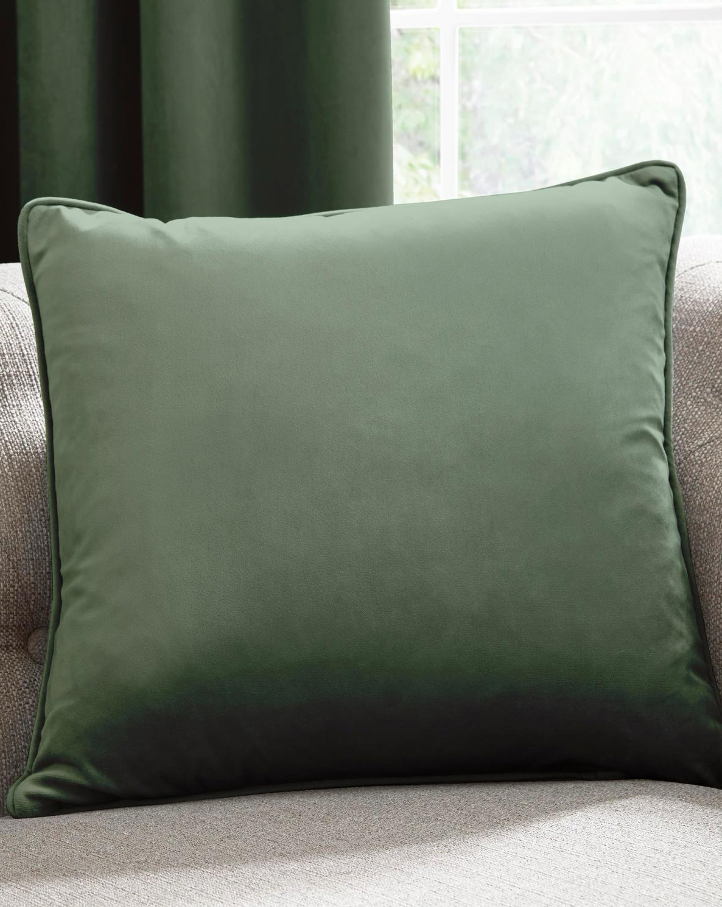 Laurence Bowen Montrose Filled Cushion