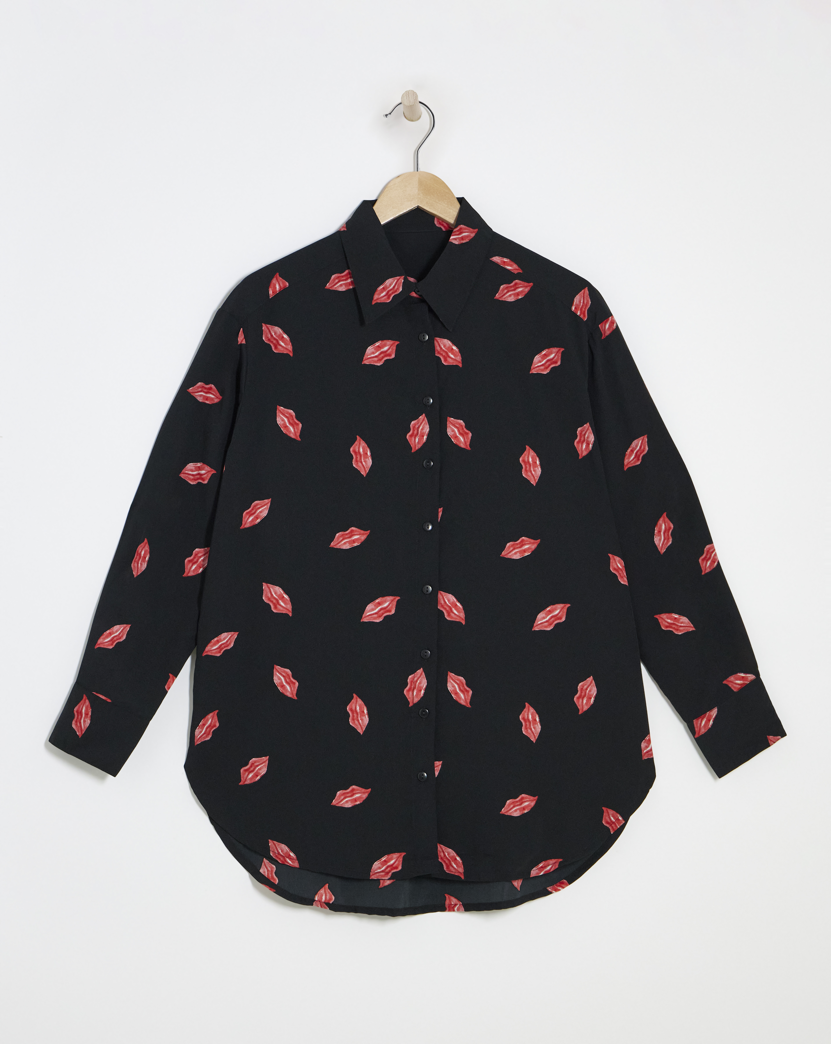 Simply Be Lips Print Relaxed Value Shirt