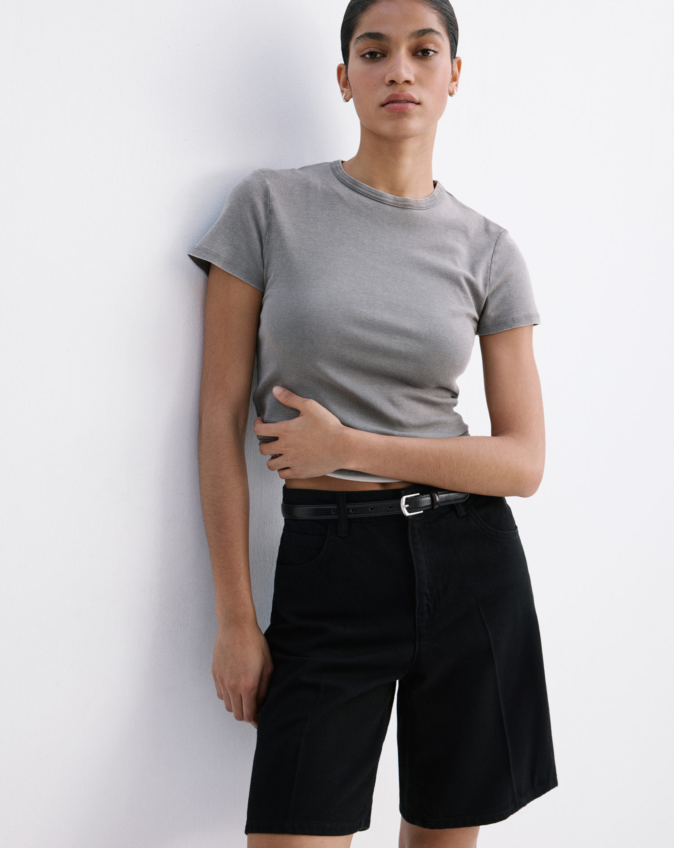 New In - Mango High-Waist Straight-Fit Denim Shor