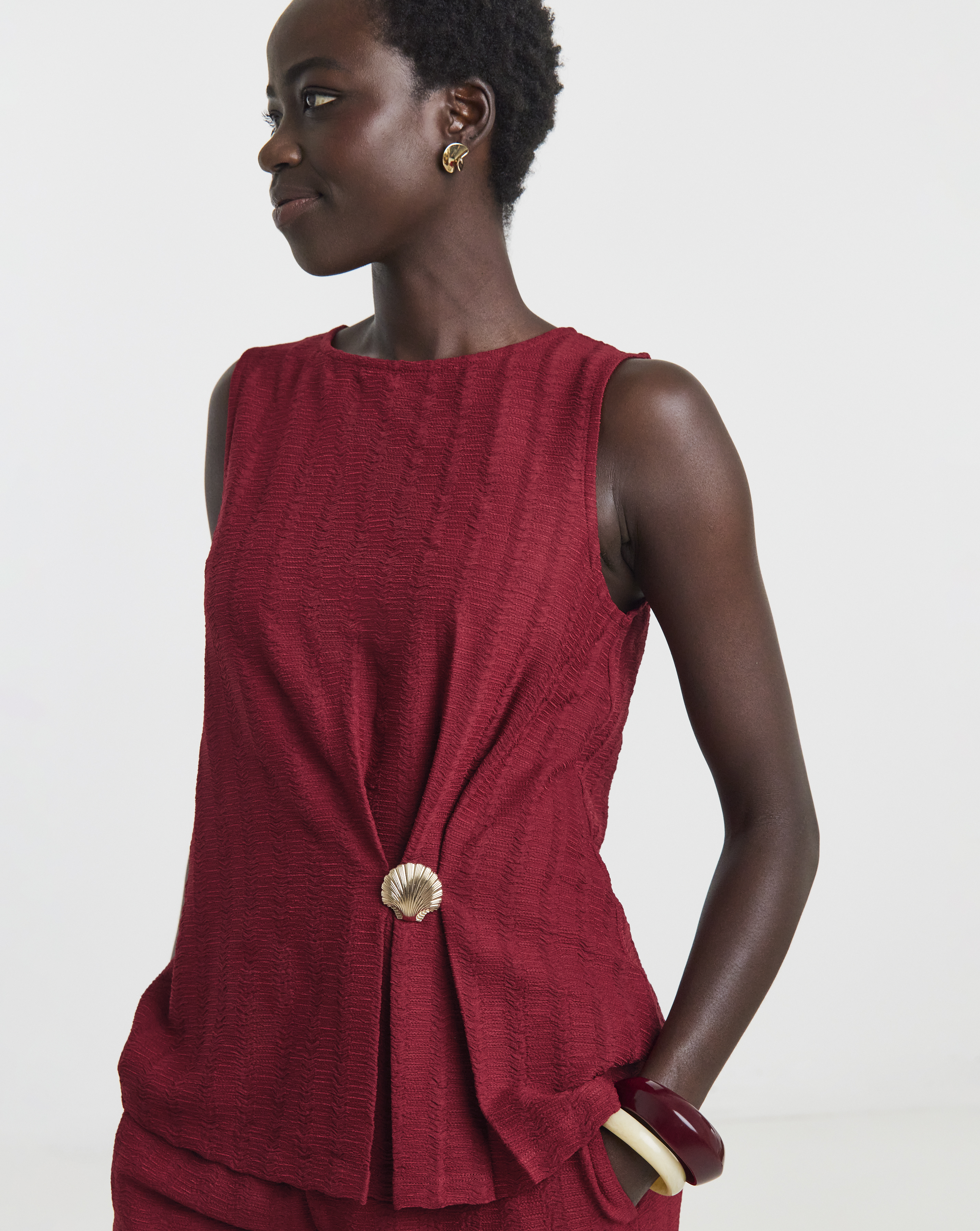 New In - Textured Shell Hardware Top