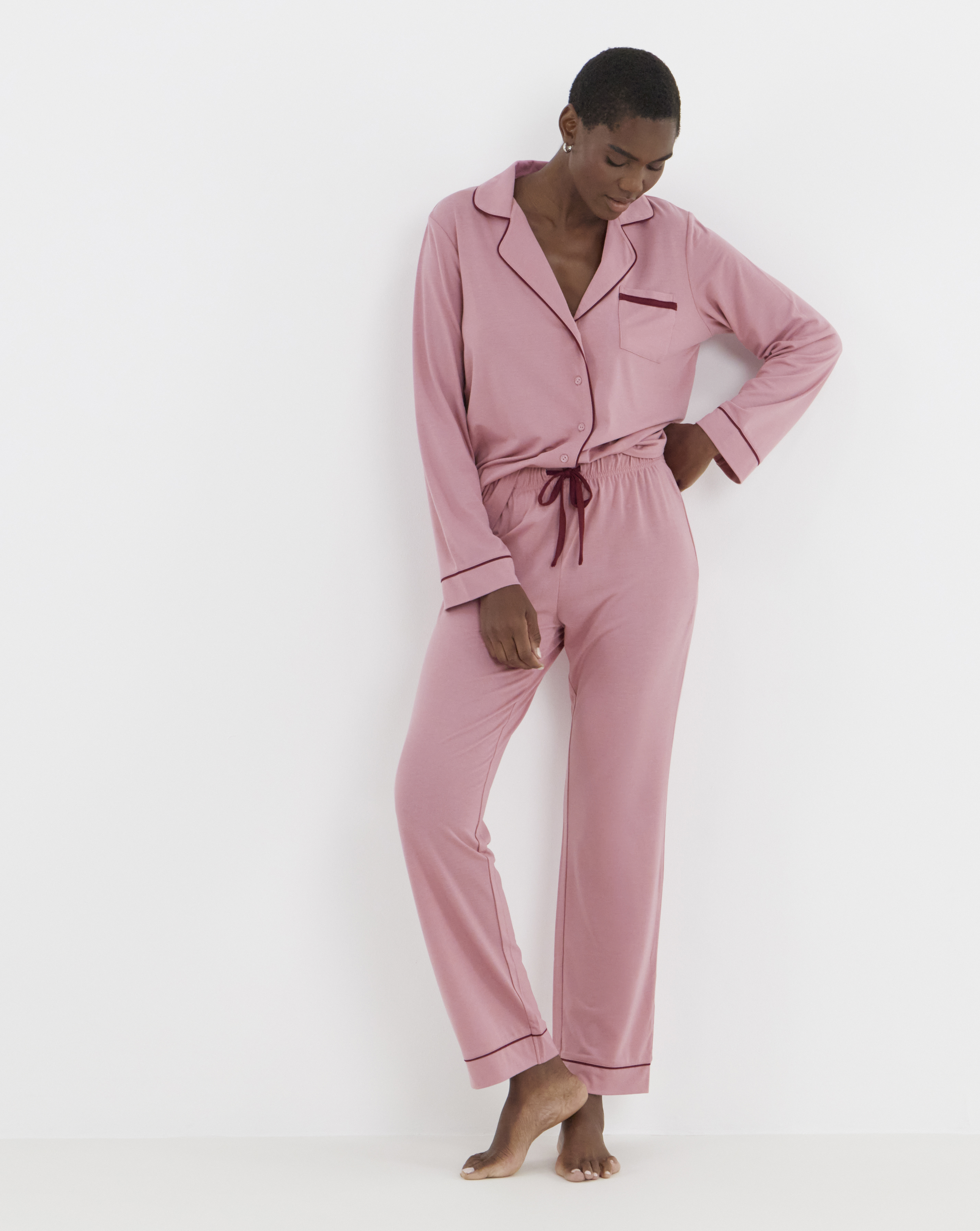 New In - Contrast Piping Revere Pyjama Set