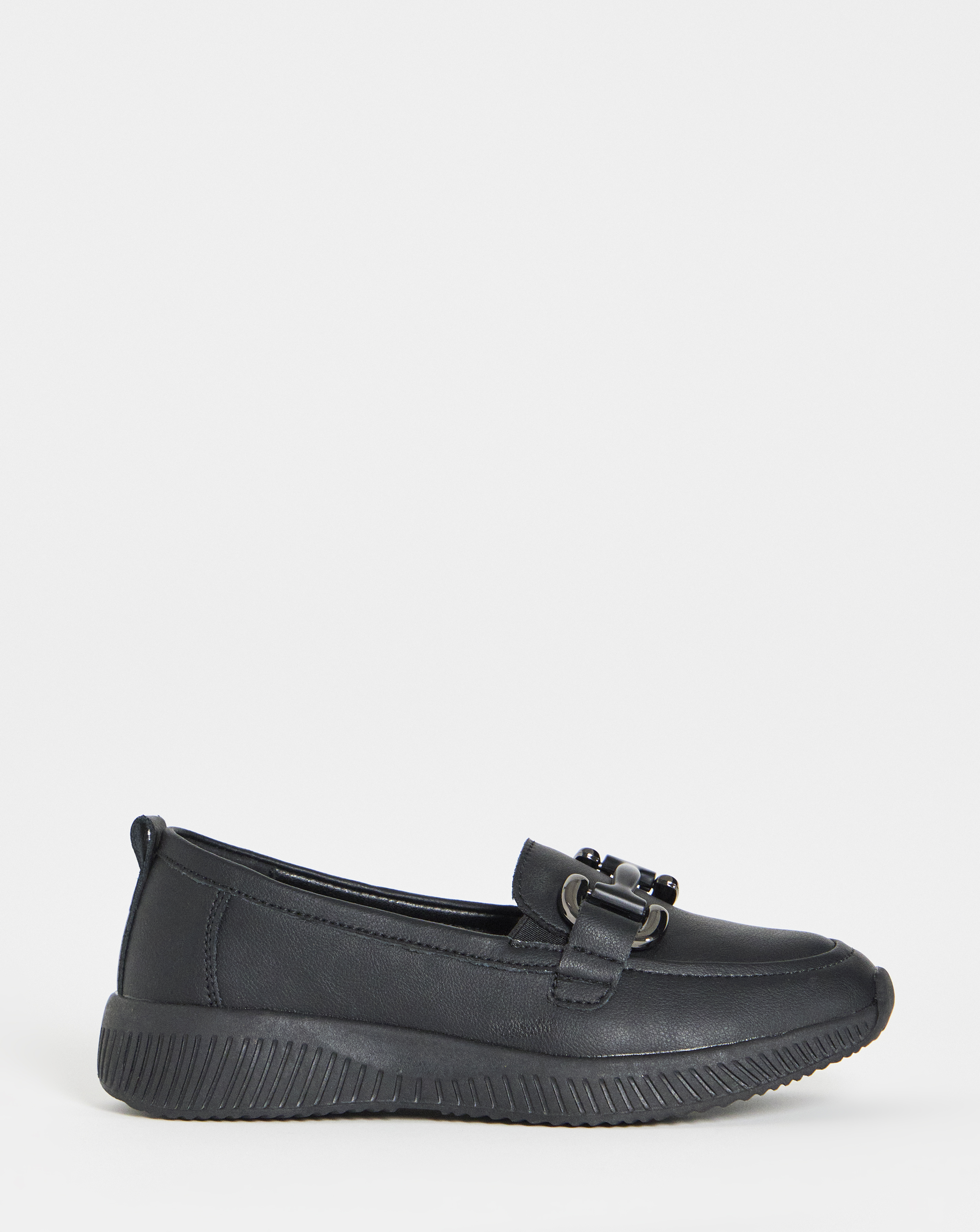 Sporty Loafer With Trim Wide Fit
