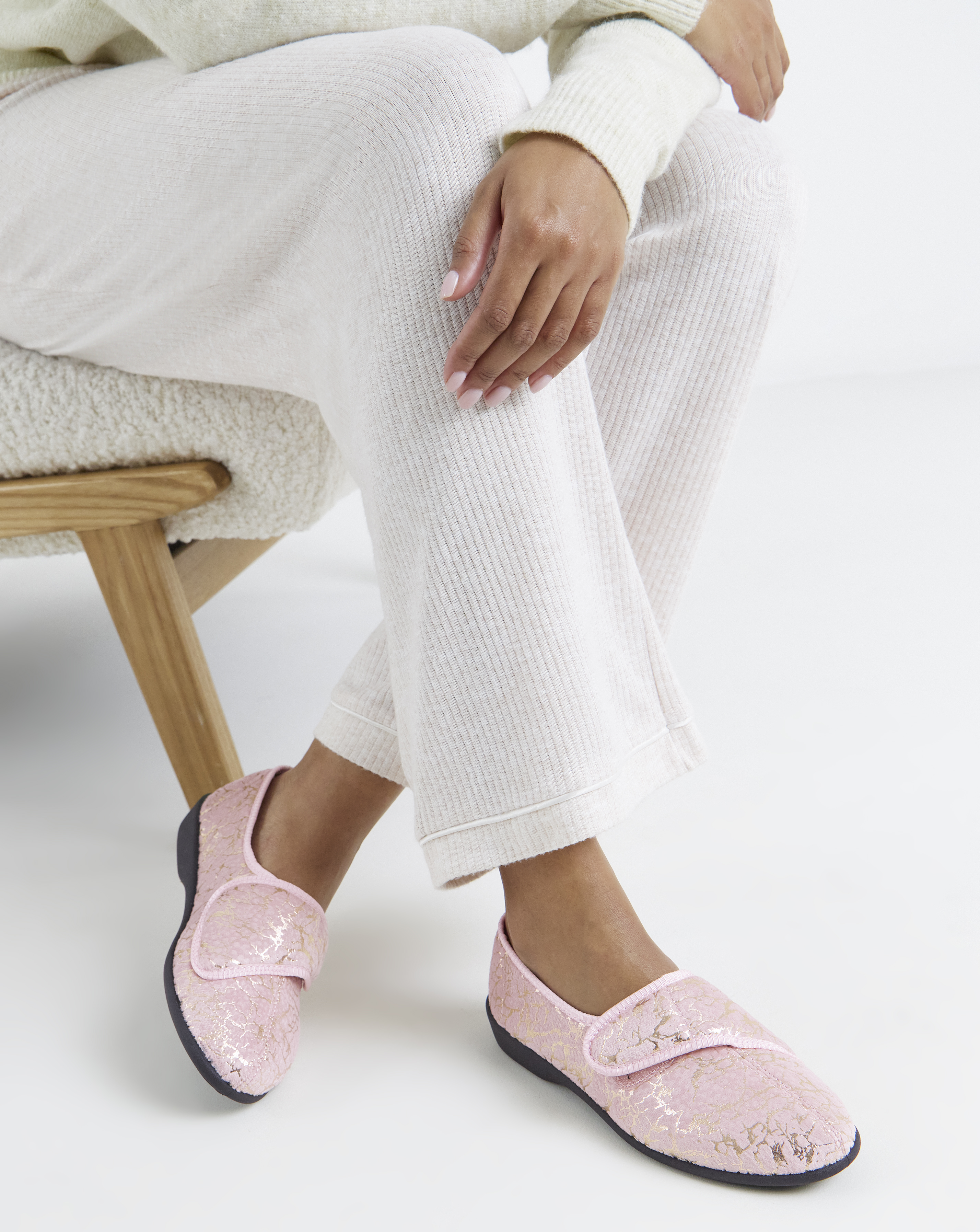 New In - T&C Full slipper Ex Wide