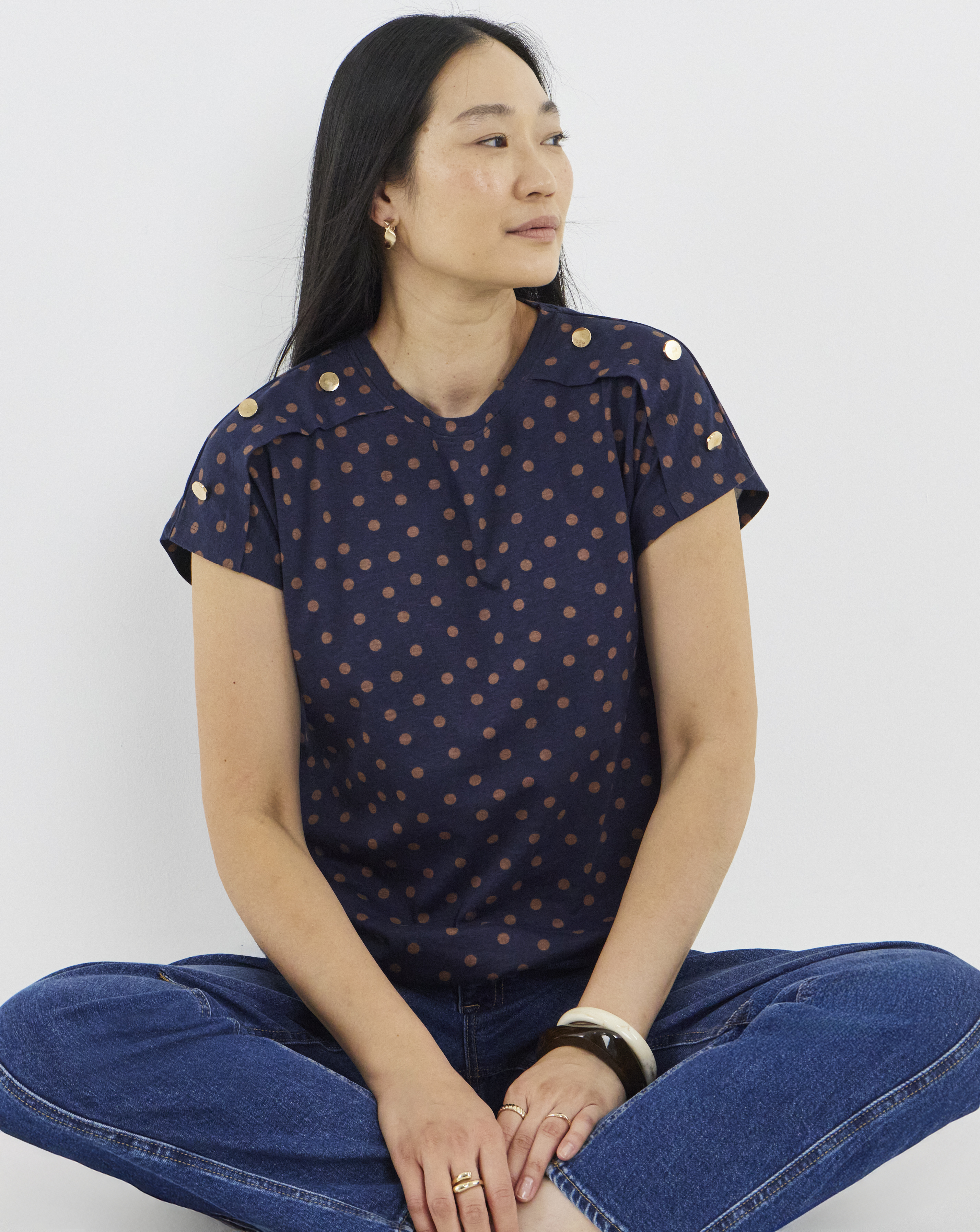 New In - Button Shoulder Bubble Hem