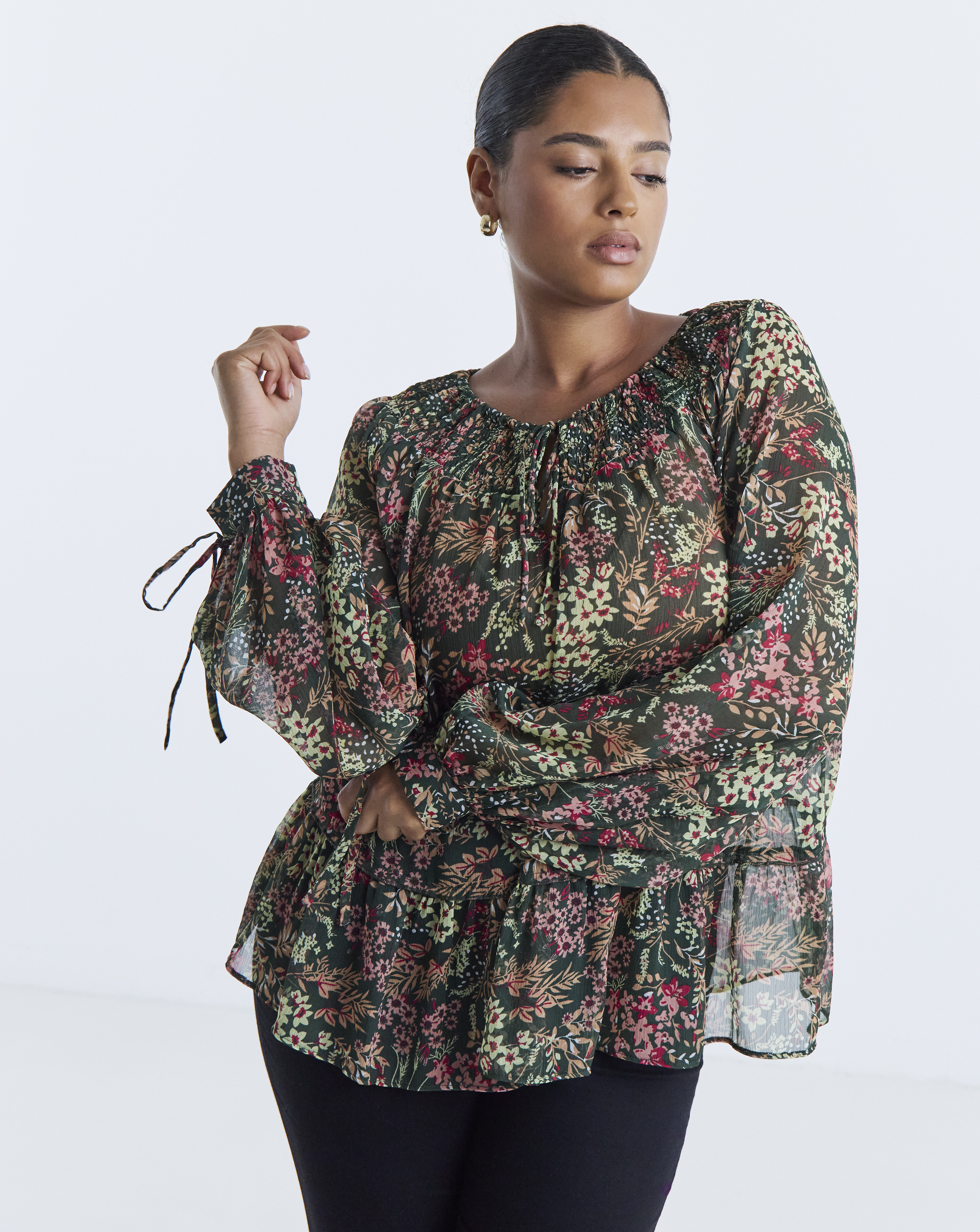Simply Be Green Ditsy Print Shirred Neckline Long Sleeve Blouse
