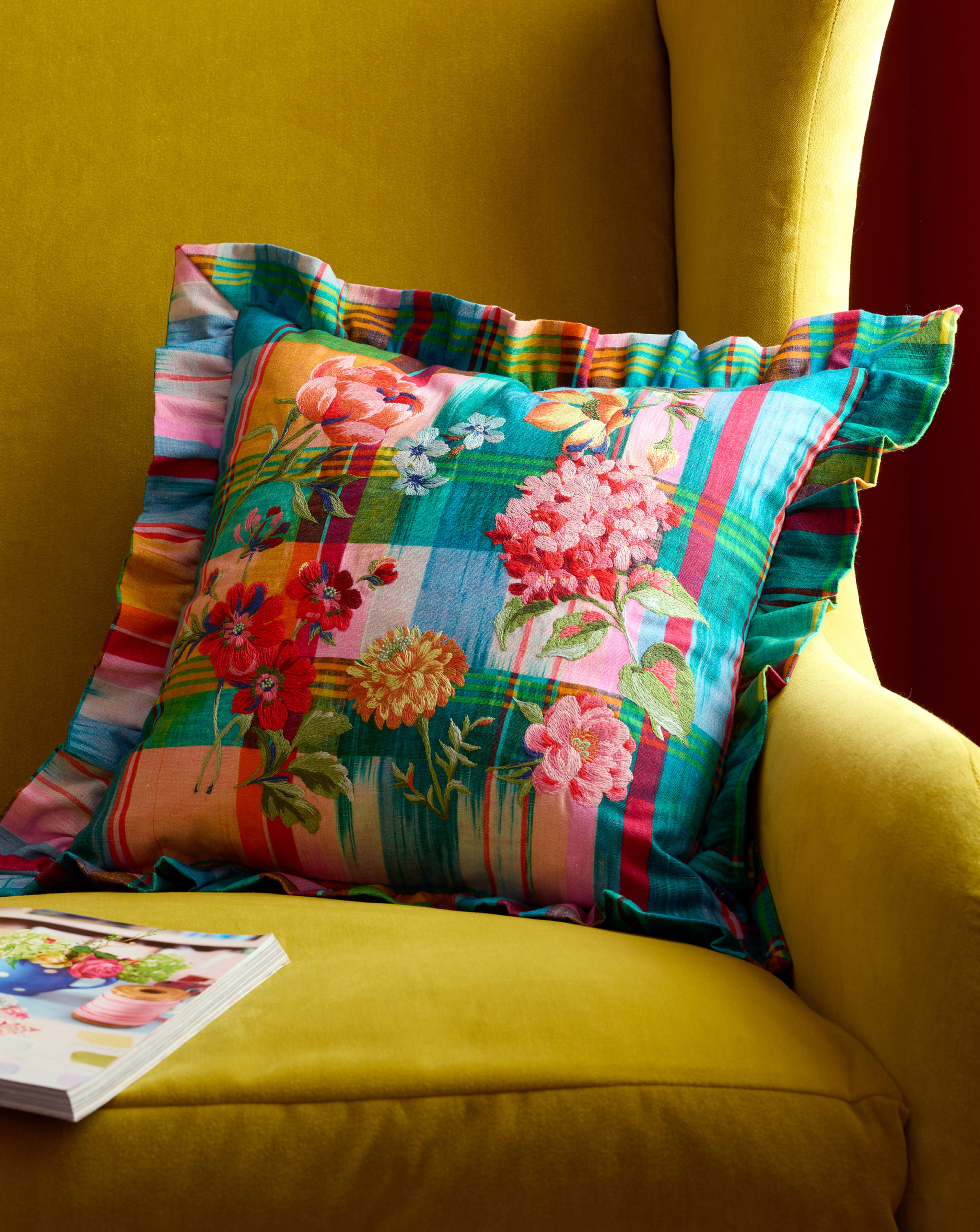 SR Wanderweave Ikat Check Cushion