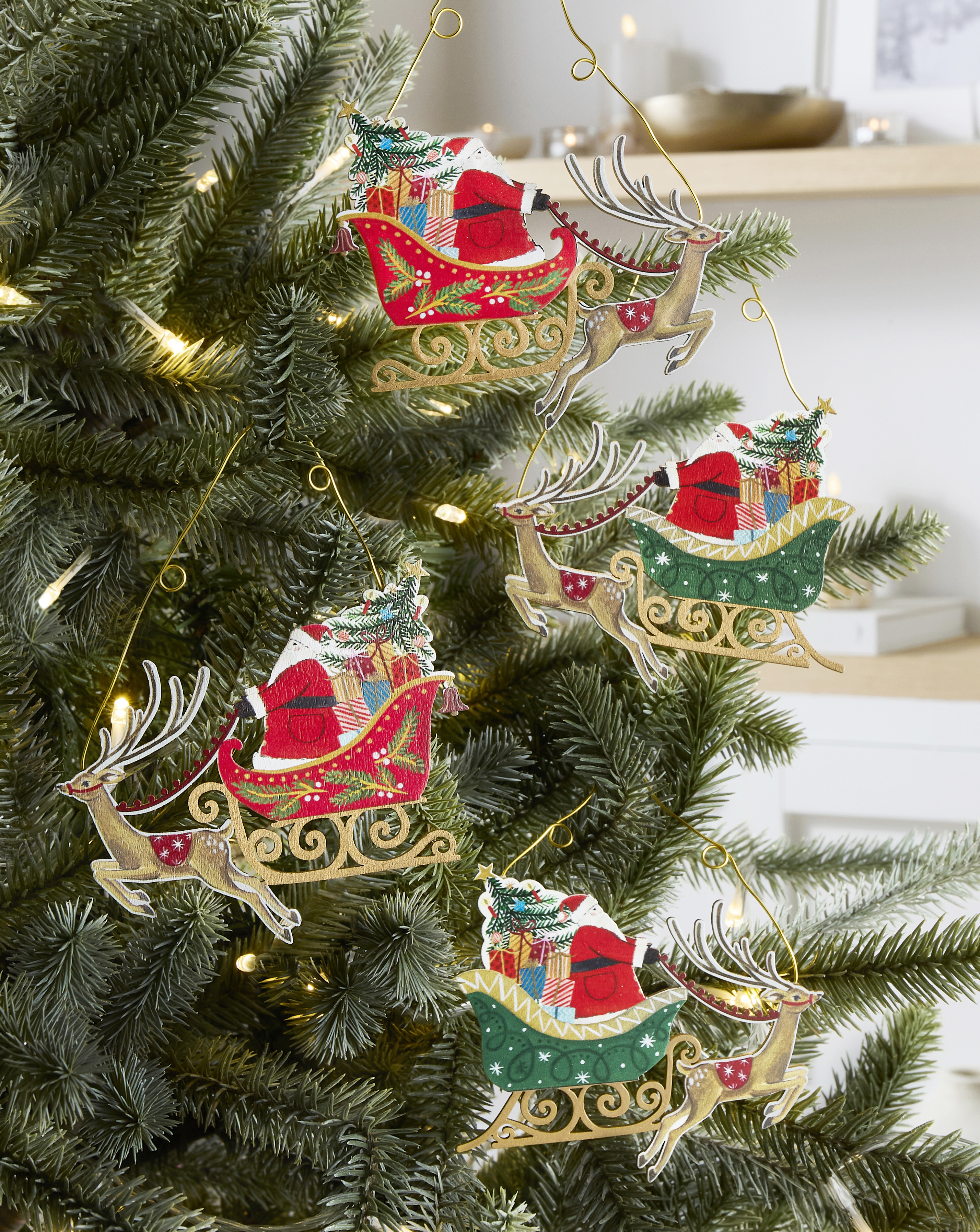 Gisela Graham Santa with Sleigh
