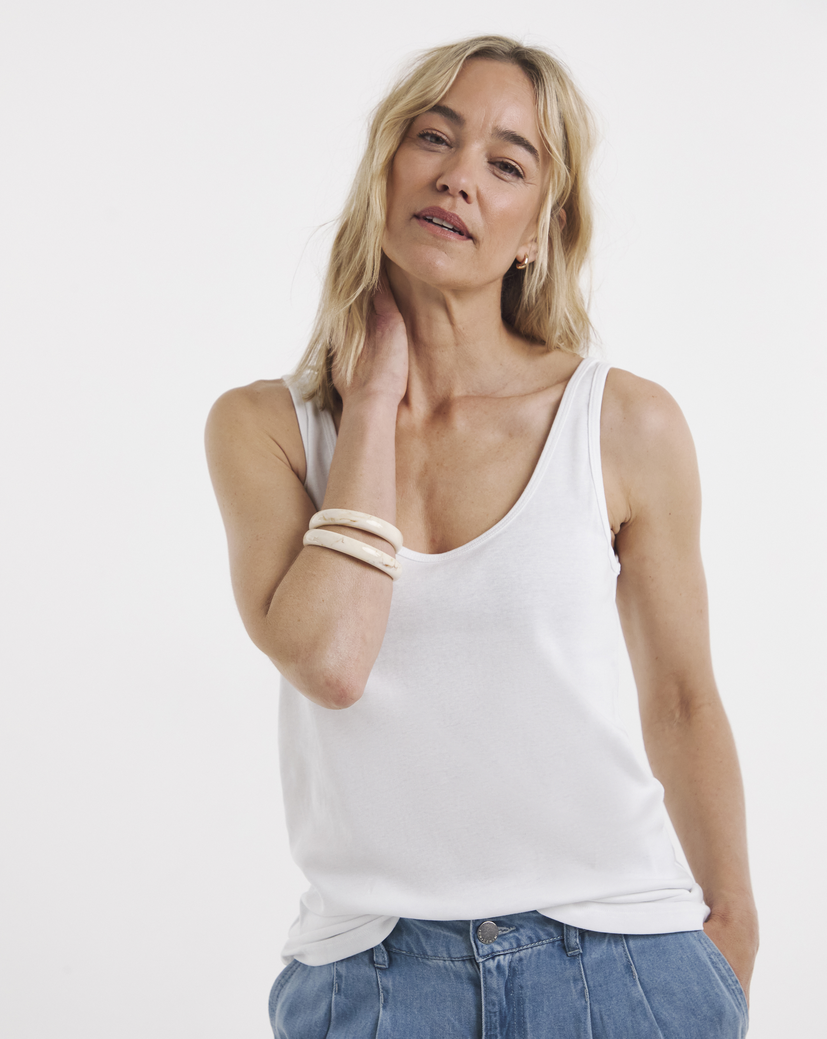 Image of JD Williams White Reversible Vest White - JD Williams - Size: 10 White Female 10 AA11501