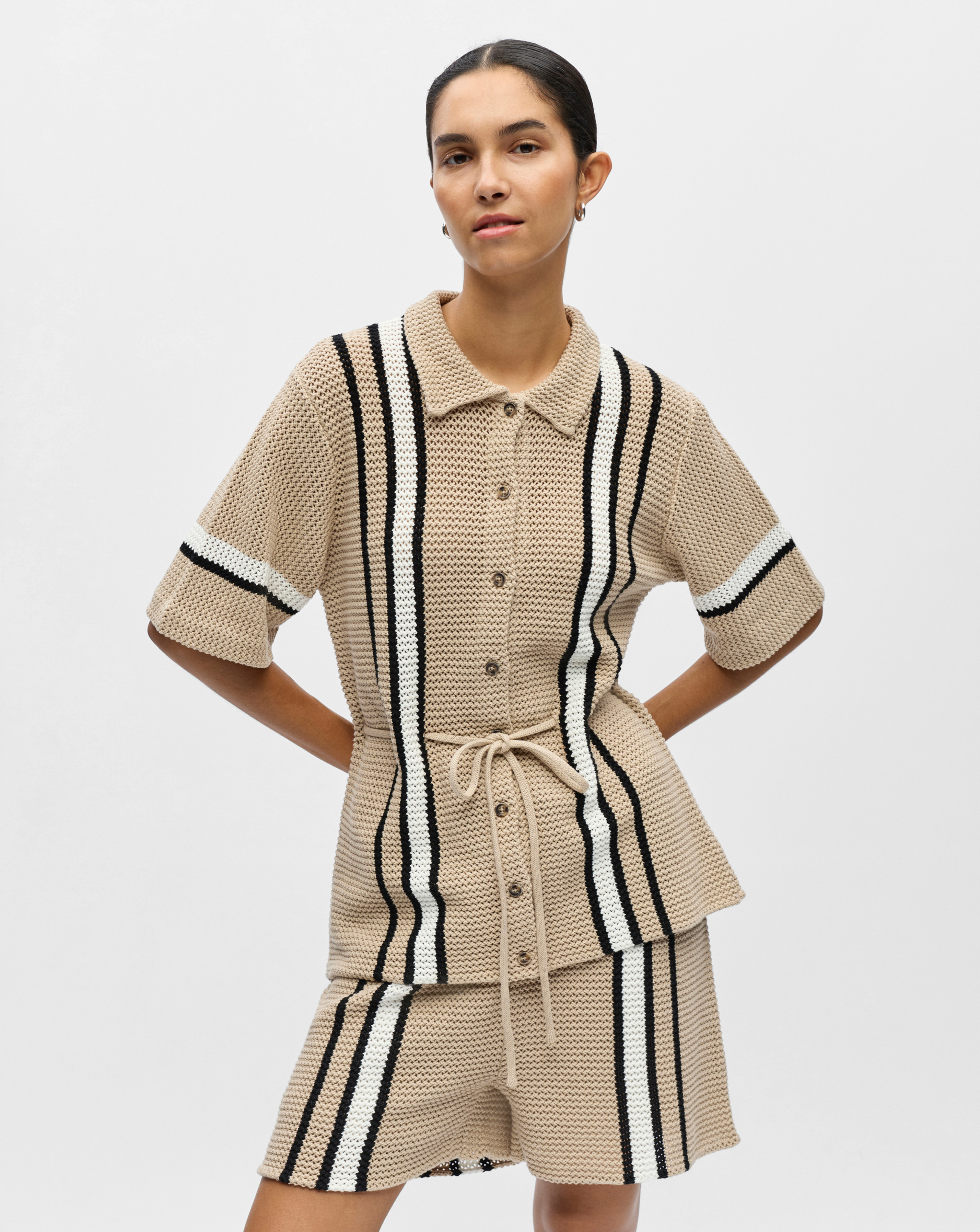 New In - OBJECT SHORT SLEEVE KNIT CARDI