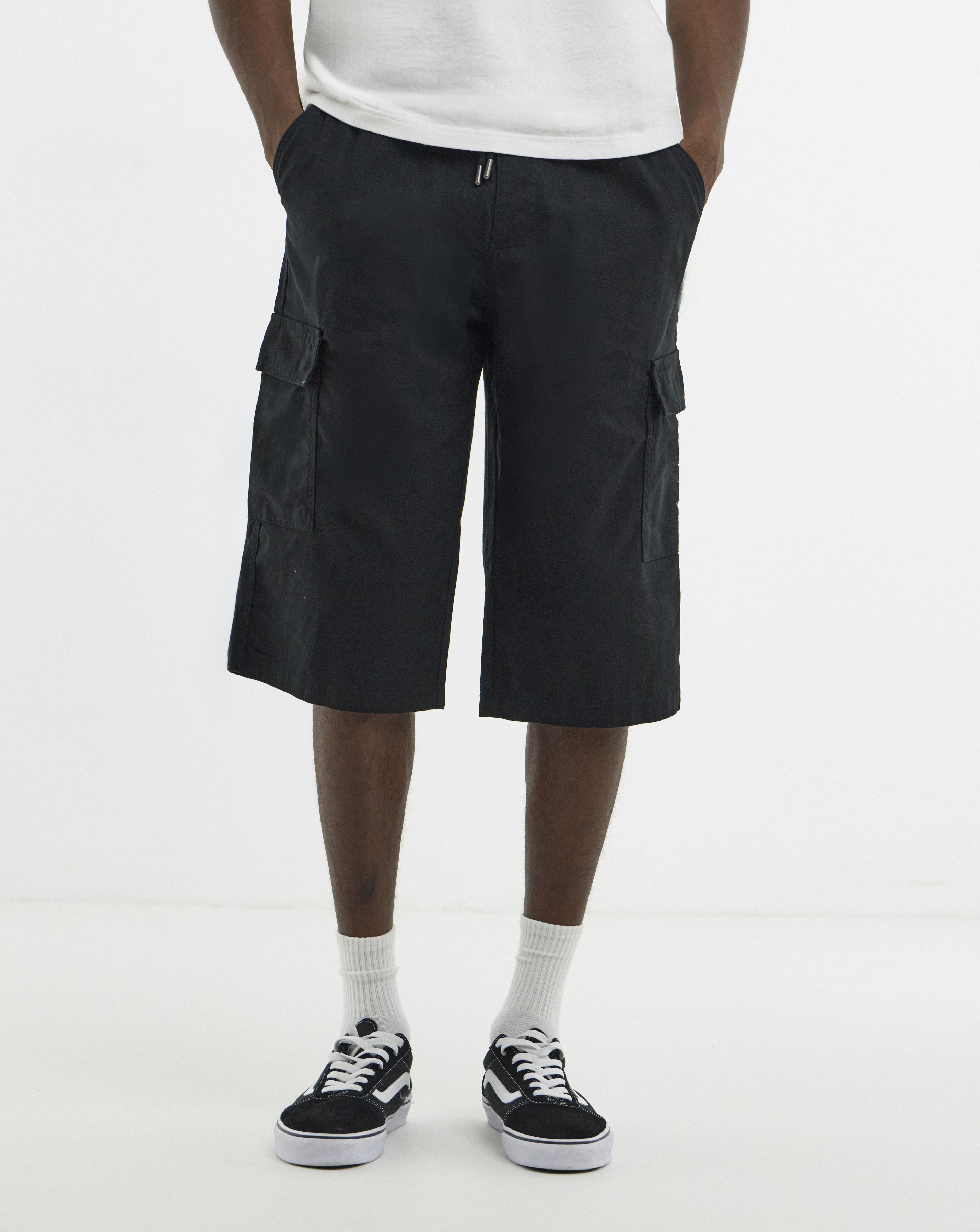 Linen 3/4 Length Cargo Short