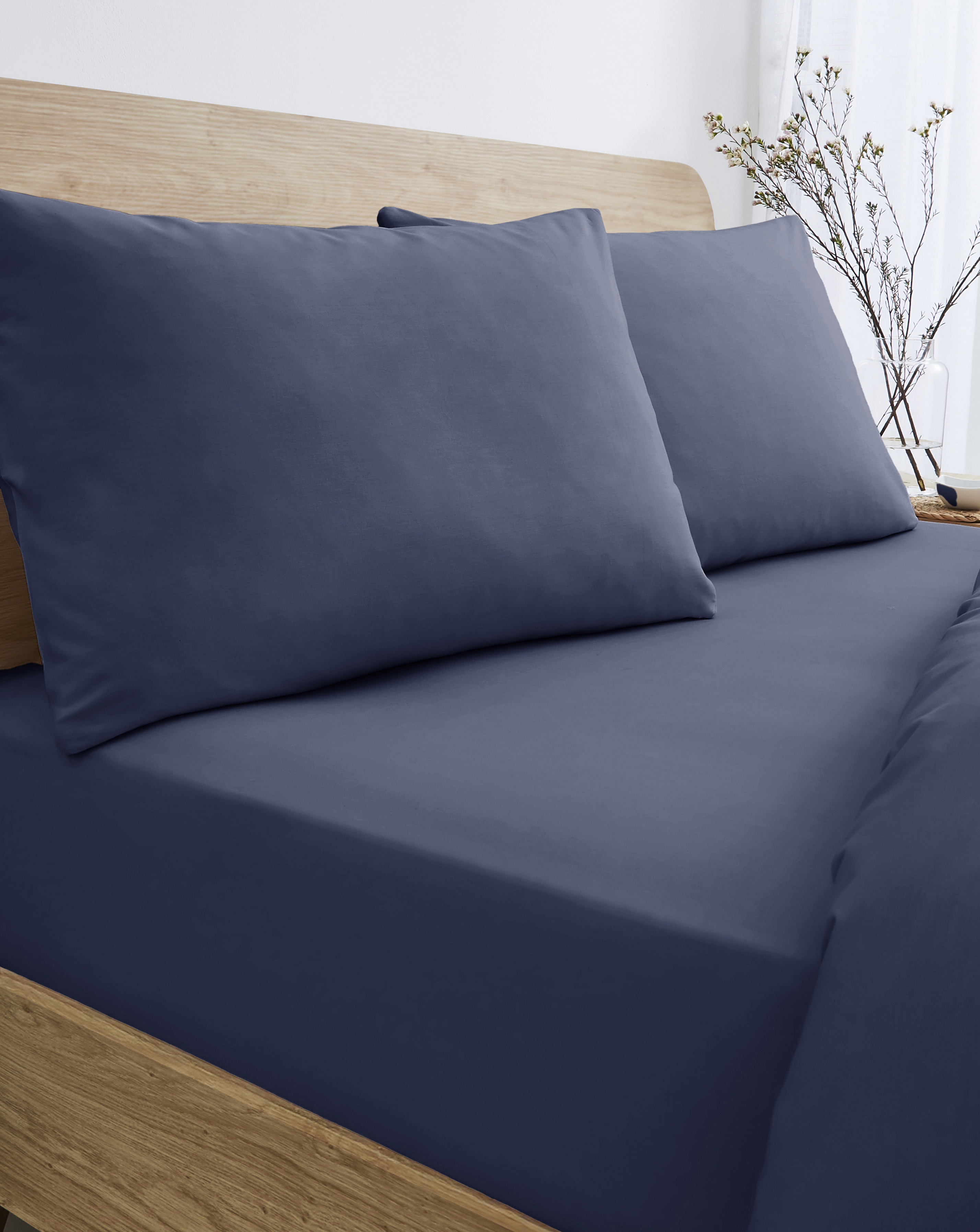 Pure Cotton 200 Thread Count Extra Deep 38cm Fitted Sheet