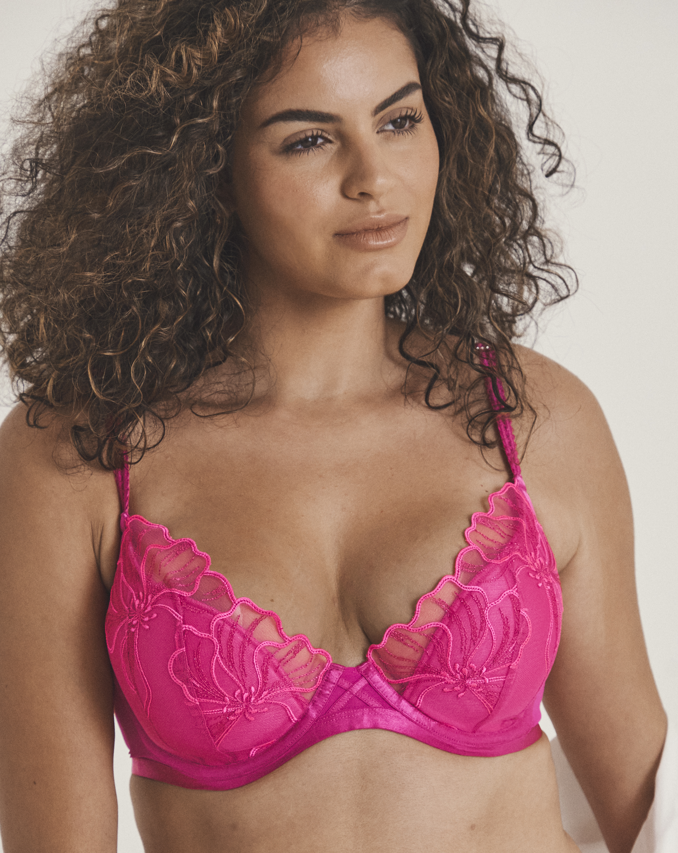 New In - Ann Summers Floral Fling Plunge Mid Pink