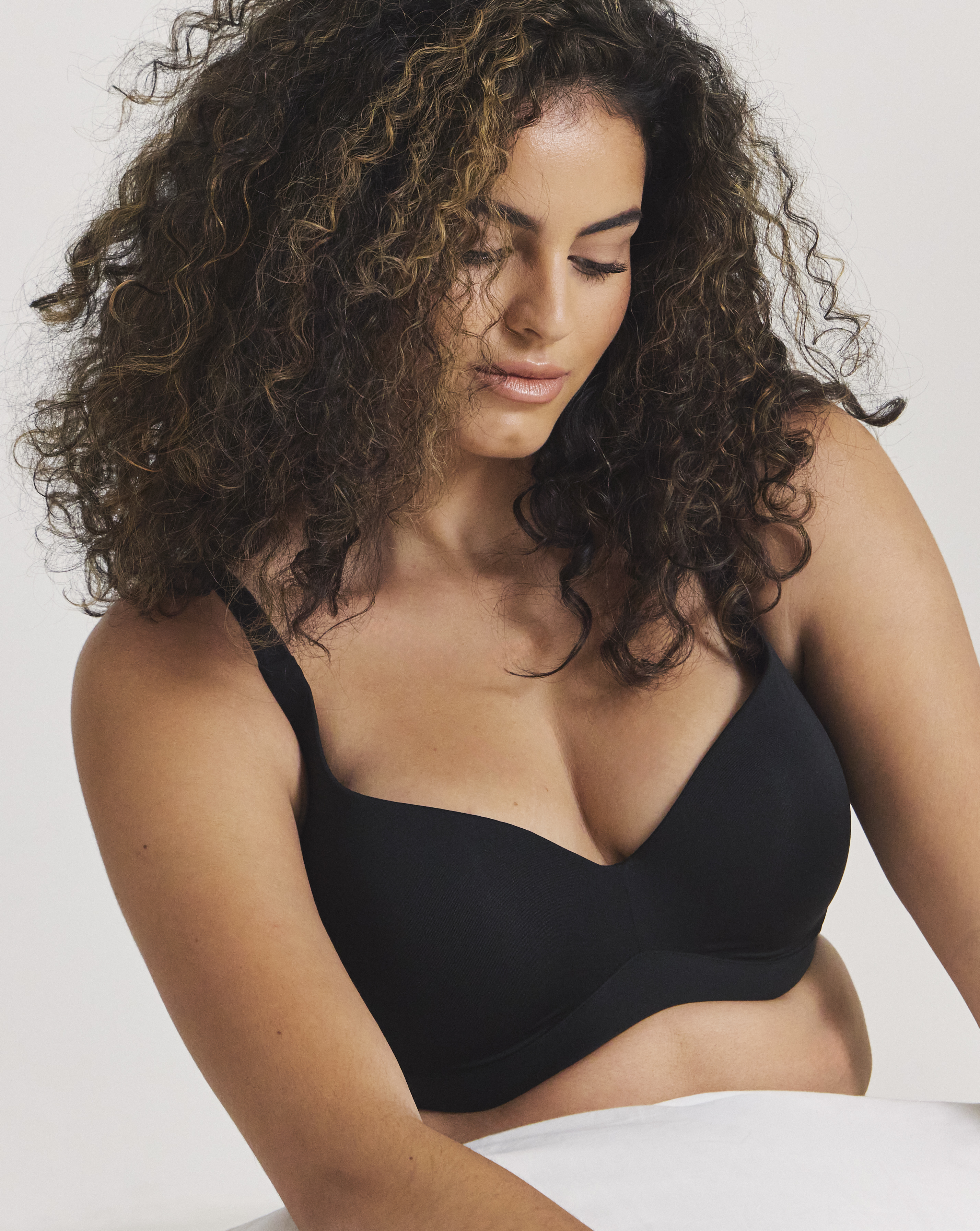 Magisculpt Smoothing Wired T-Shirt Bra