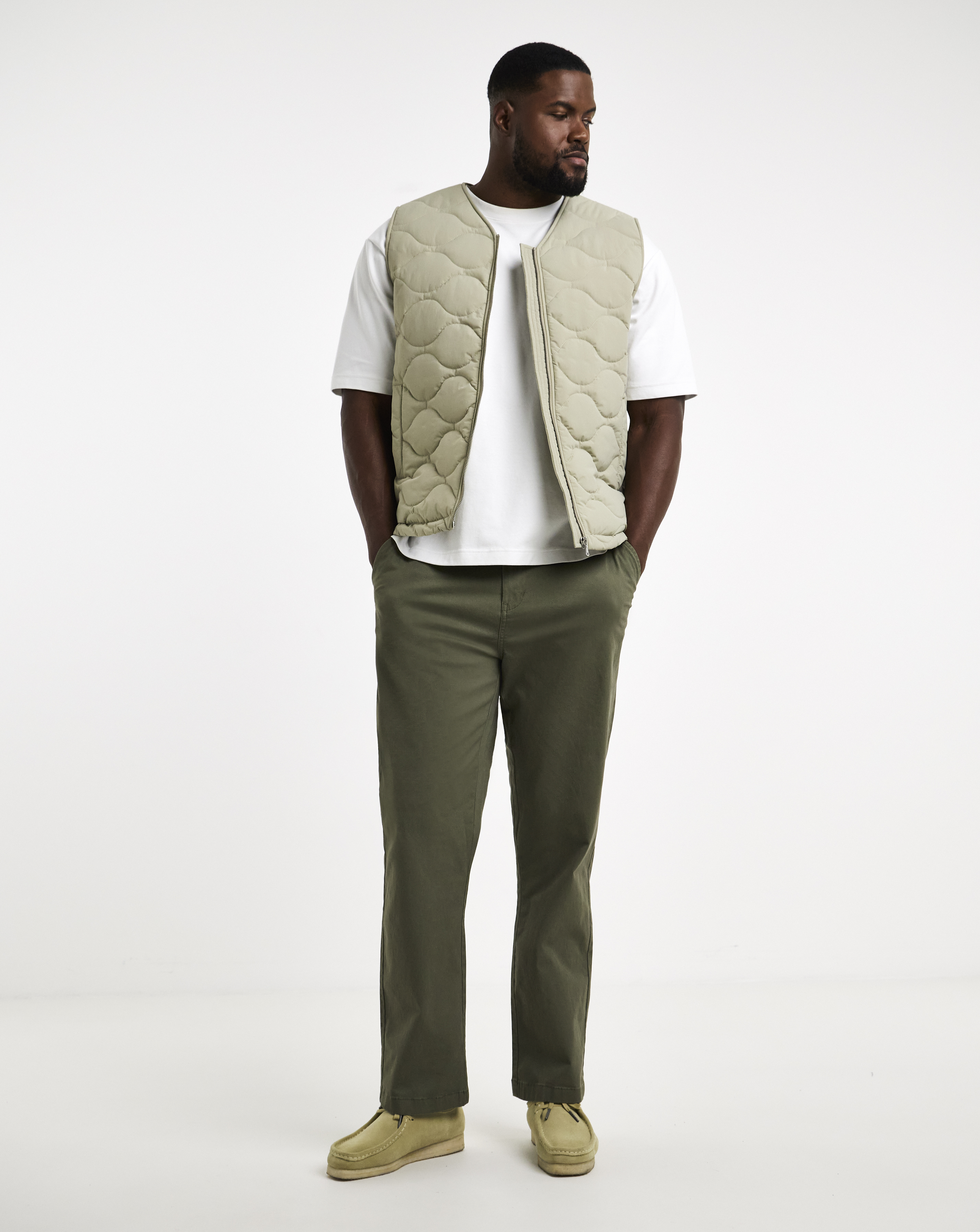 Straight Fit Chino