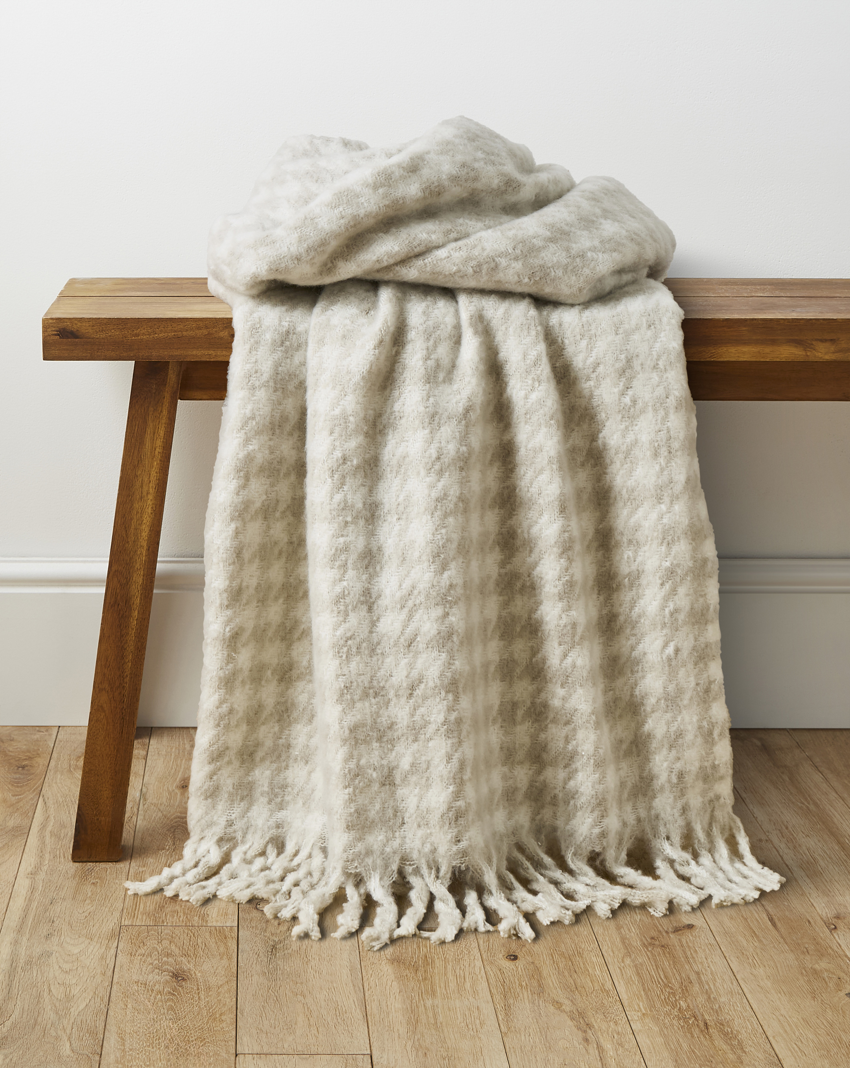 Faux Mohair Houndstooth Throw