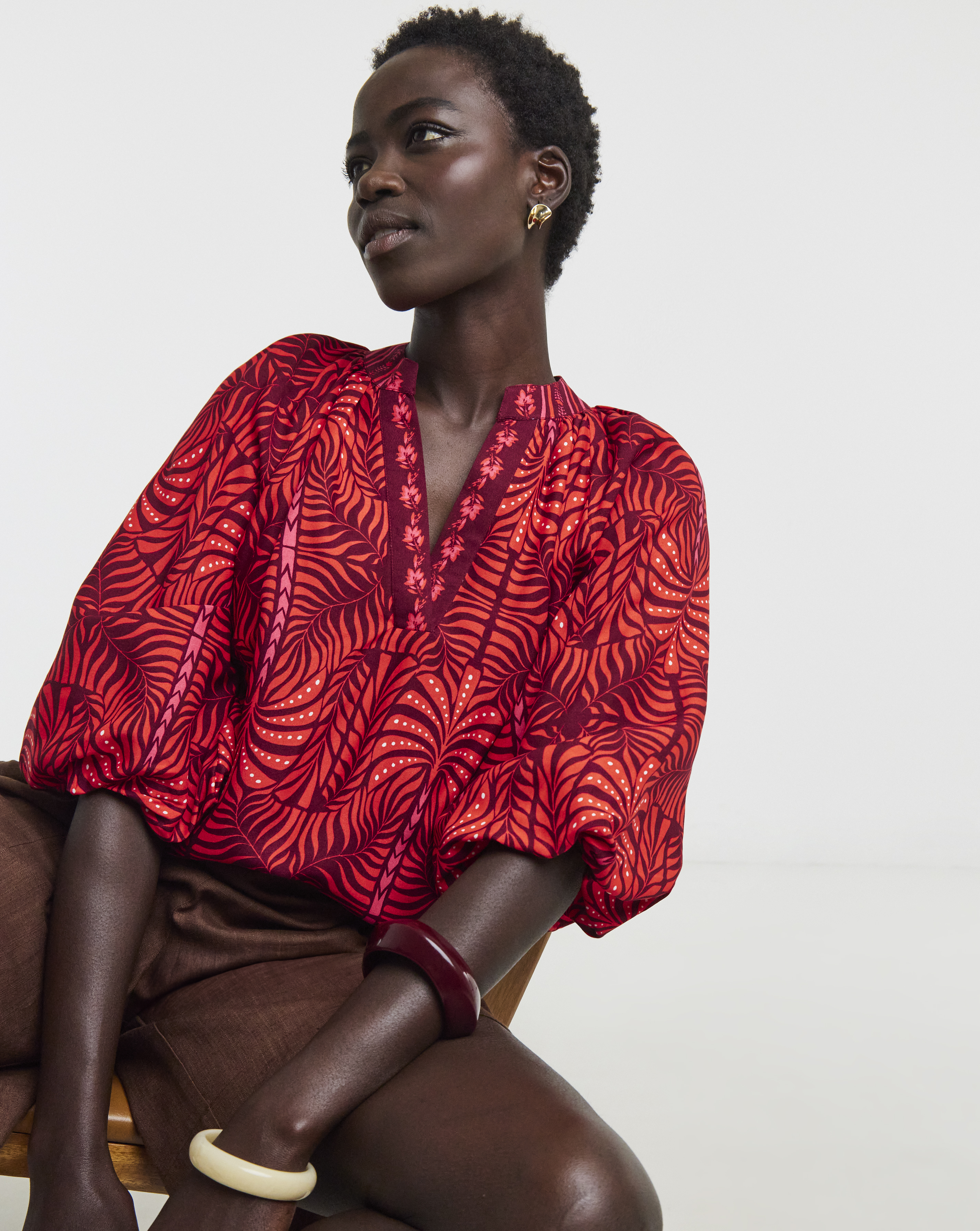 New In - Collarless Puff Sleeve Top