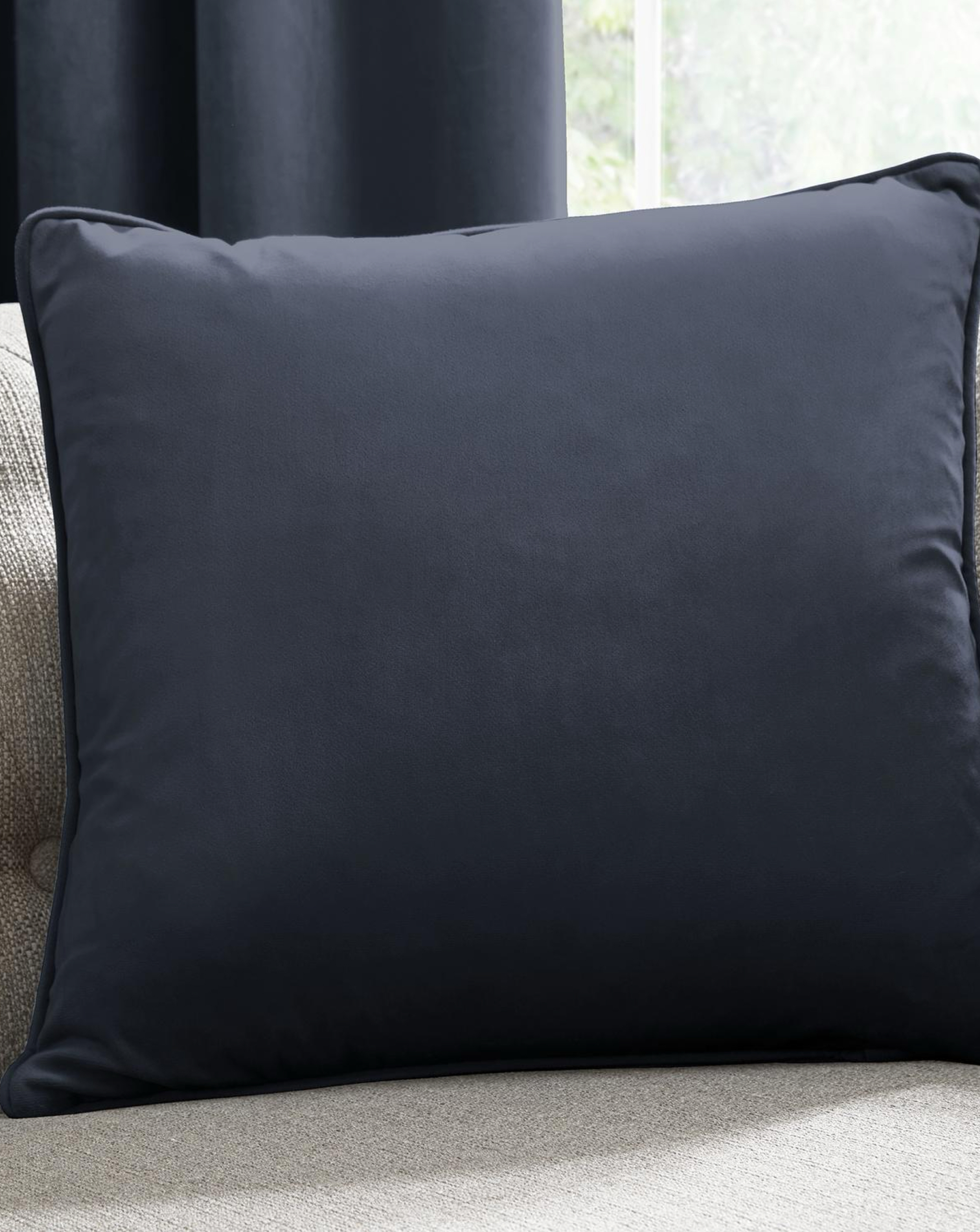 Laurence Bowen Montrose Filled Cushion