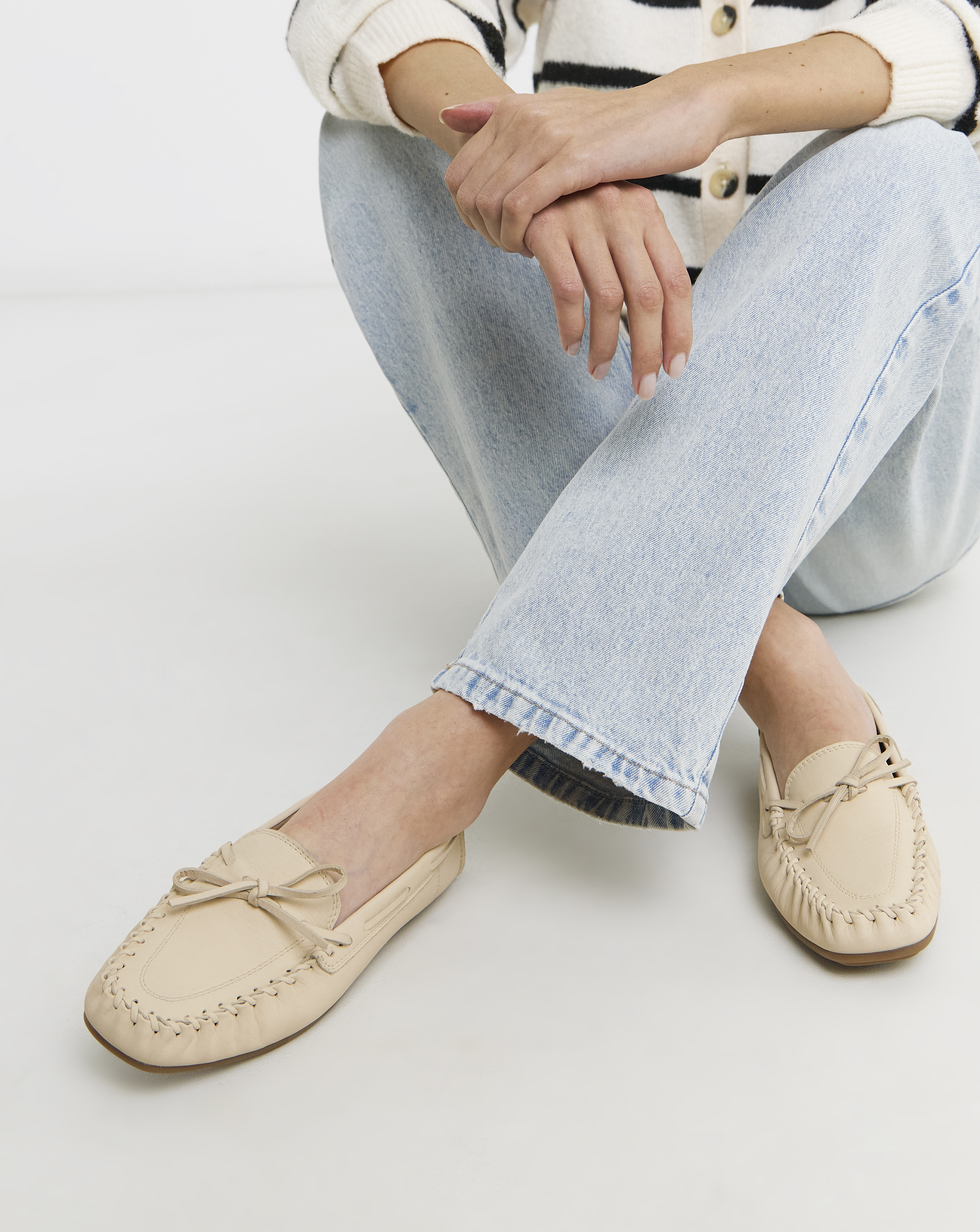 Puckered Whipstitch Detail Loafers Wide