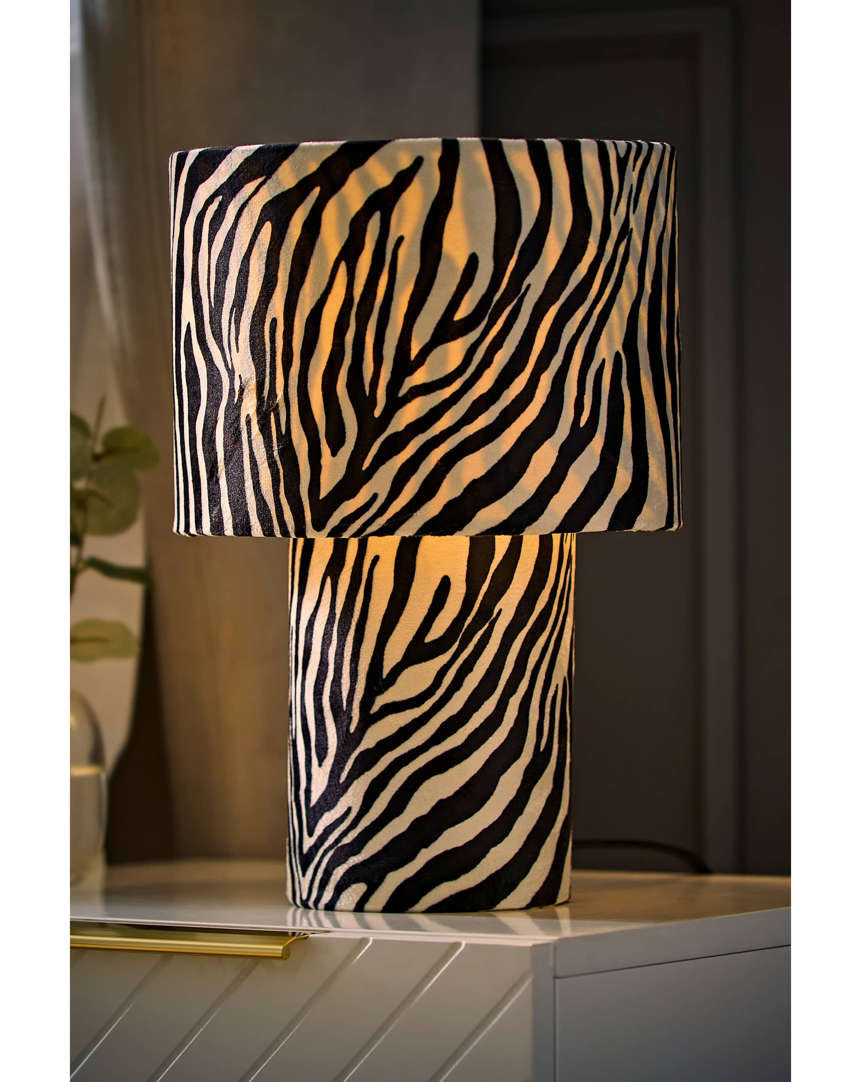 ValueLights Nessa Zebra Velvet Table Lamp