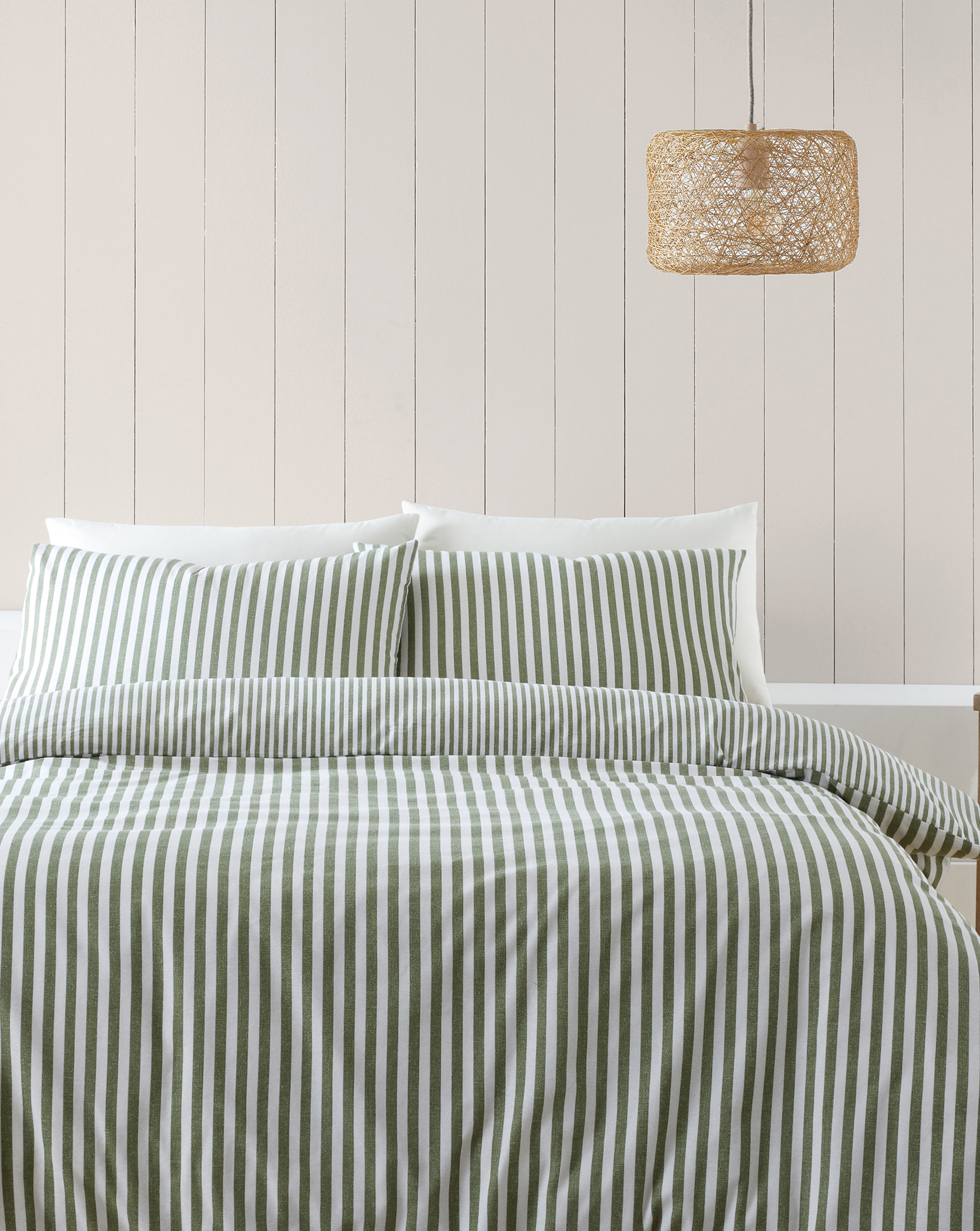 Catherine Lansfield Men's Green Cl Brushed Stripe Duvet Cover Set Grn