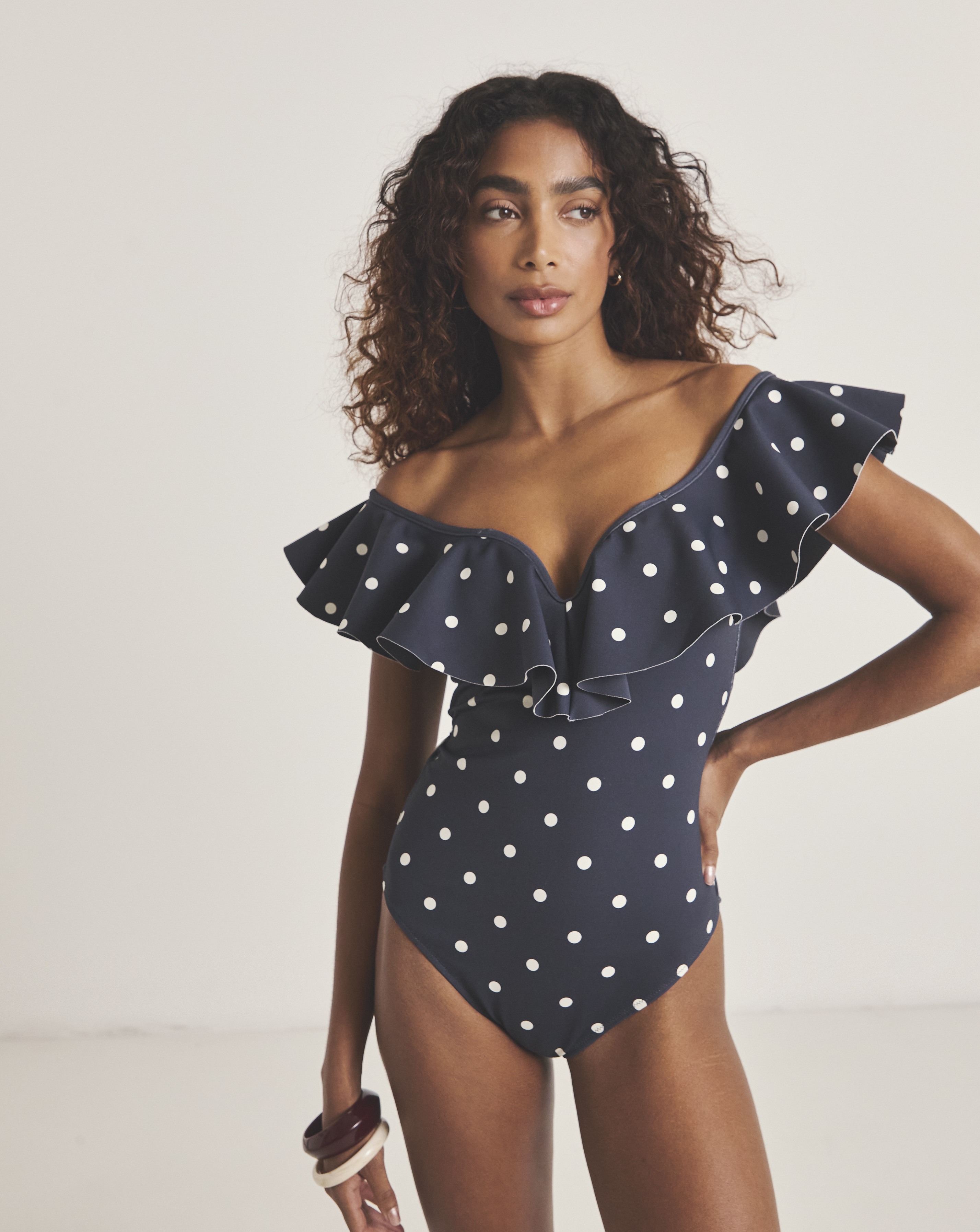 Contour Me V Wired Bardot Swimsuit