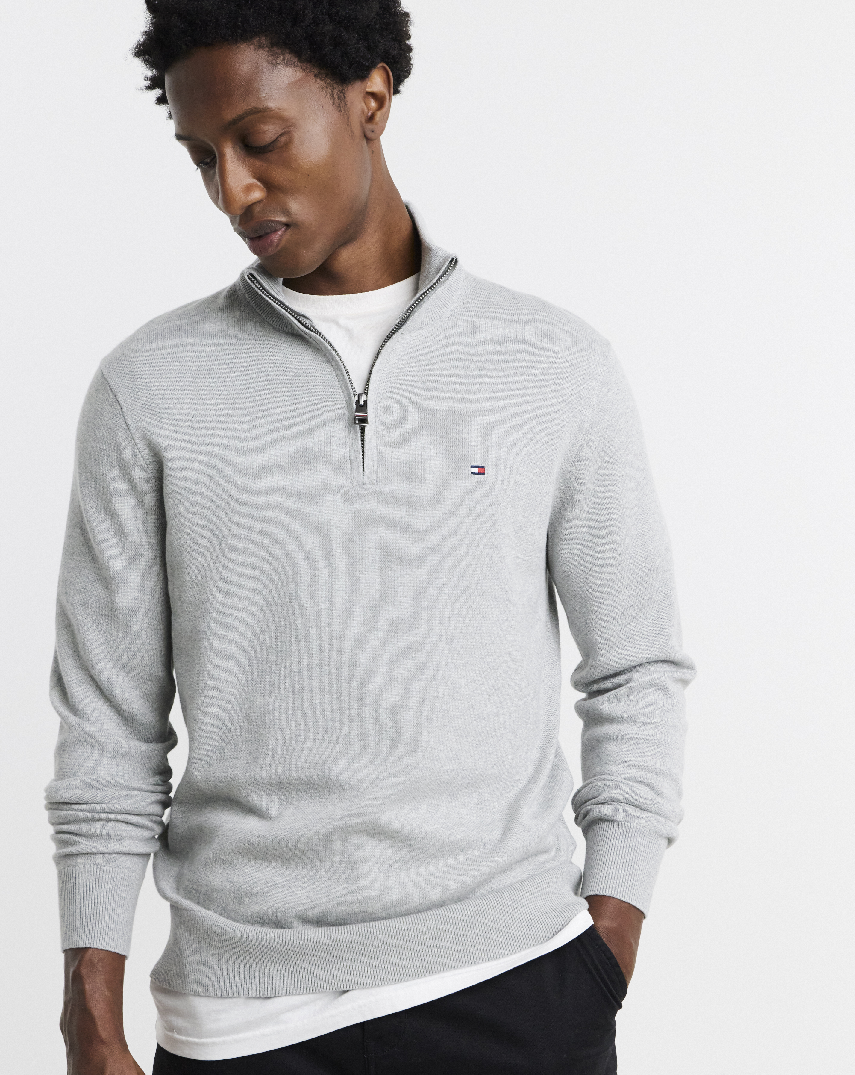 Tommy Hilfiger Men's Grey,Heather 1/4 Zip Jumper Size 1