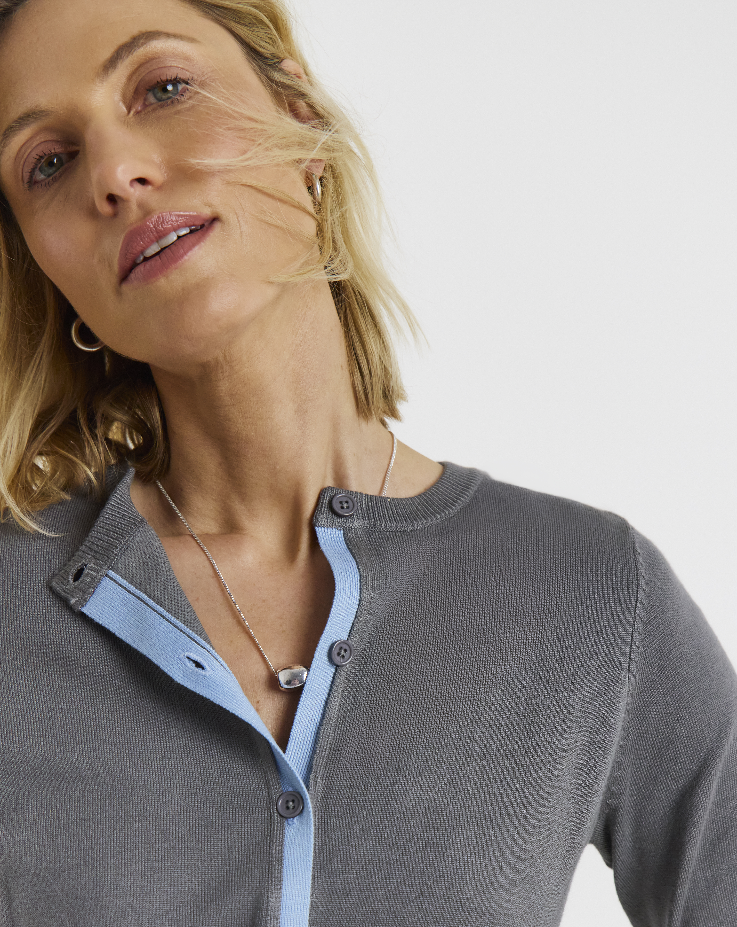 Contrast Detail Crew Neck Cardigan