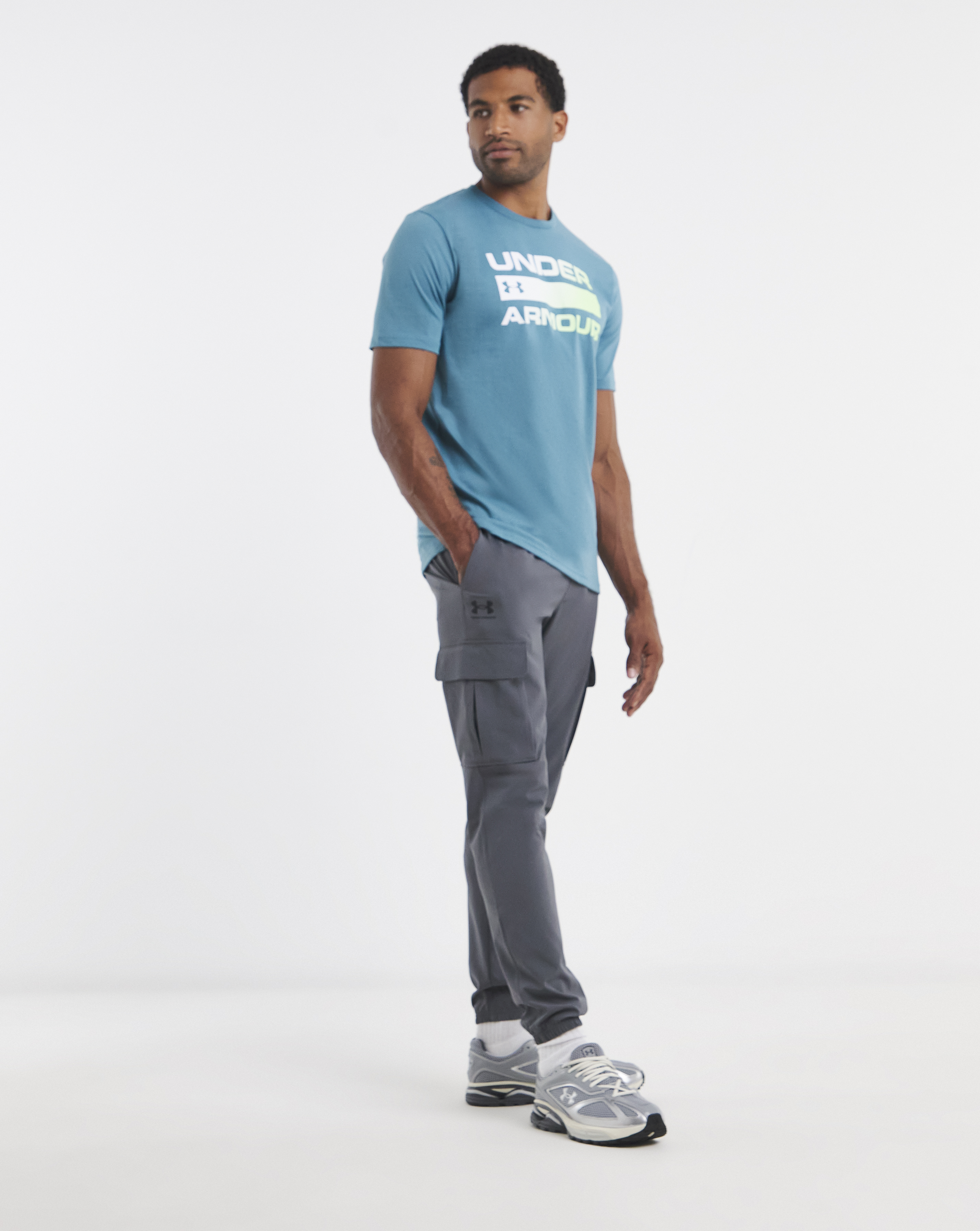 Under Armour Vibe Woven Cargo Pants
