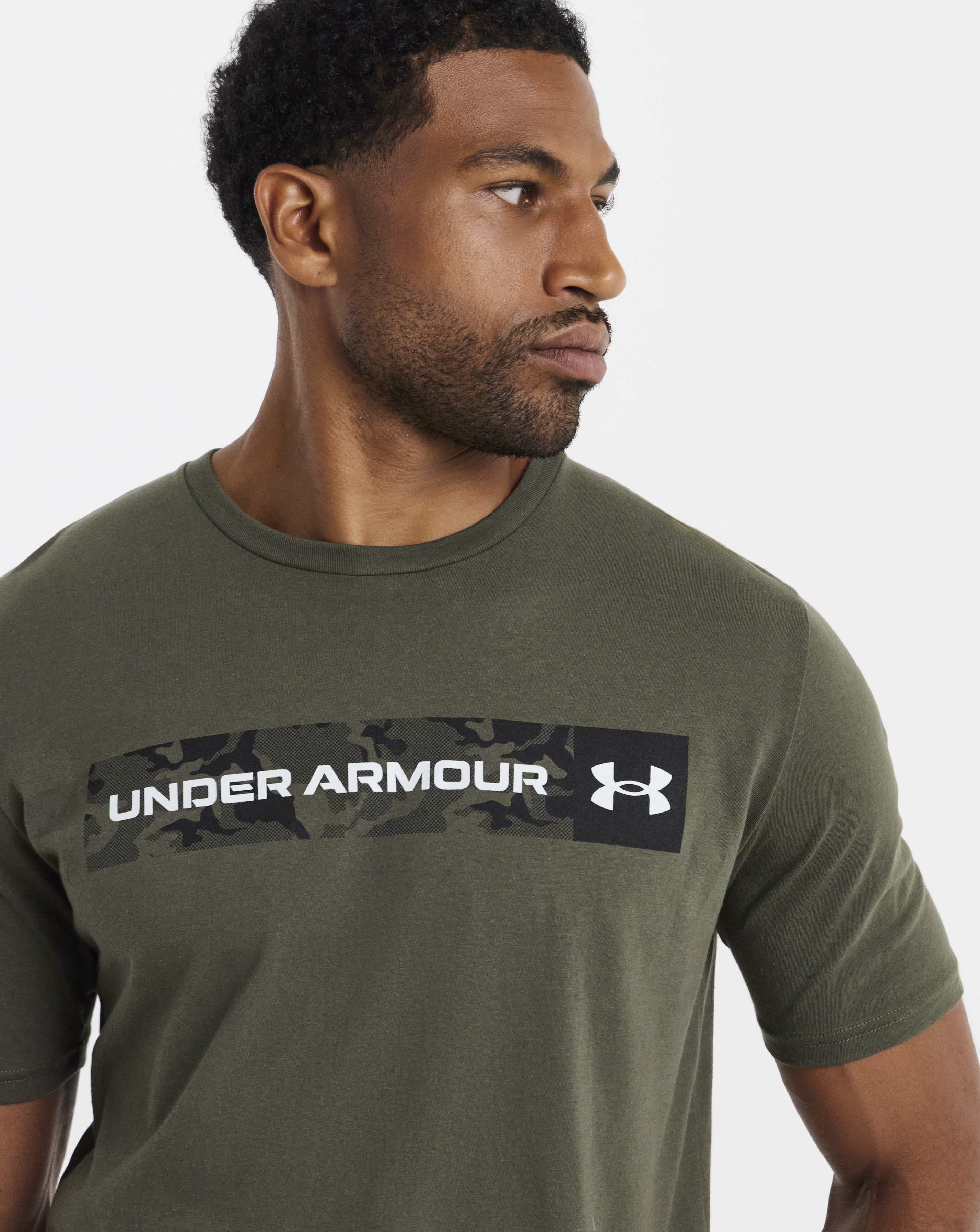 Under Armour Camo Chest Stripe T-Shirt