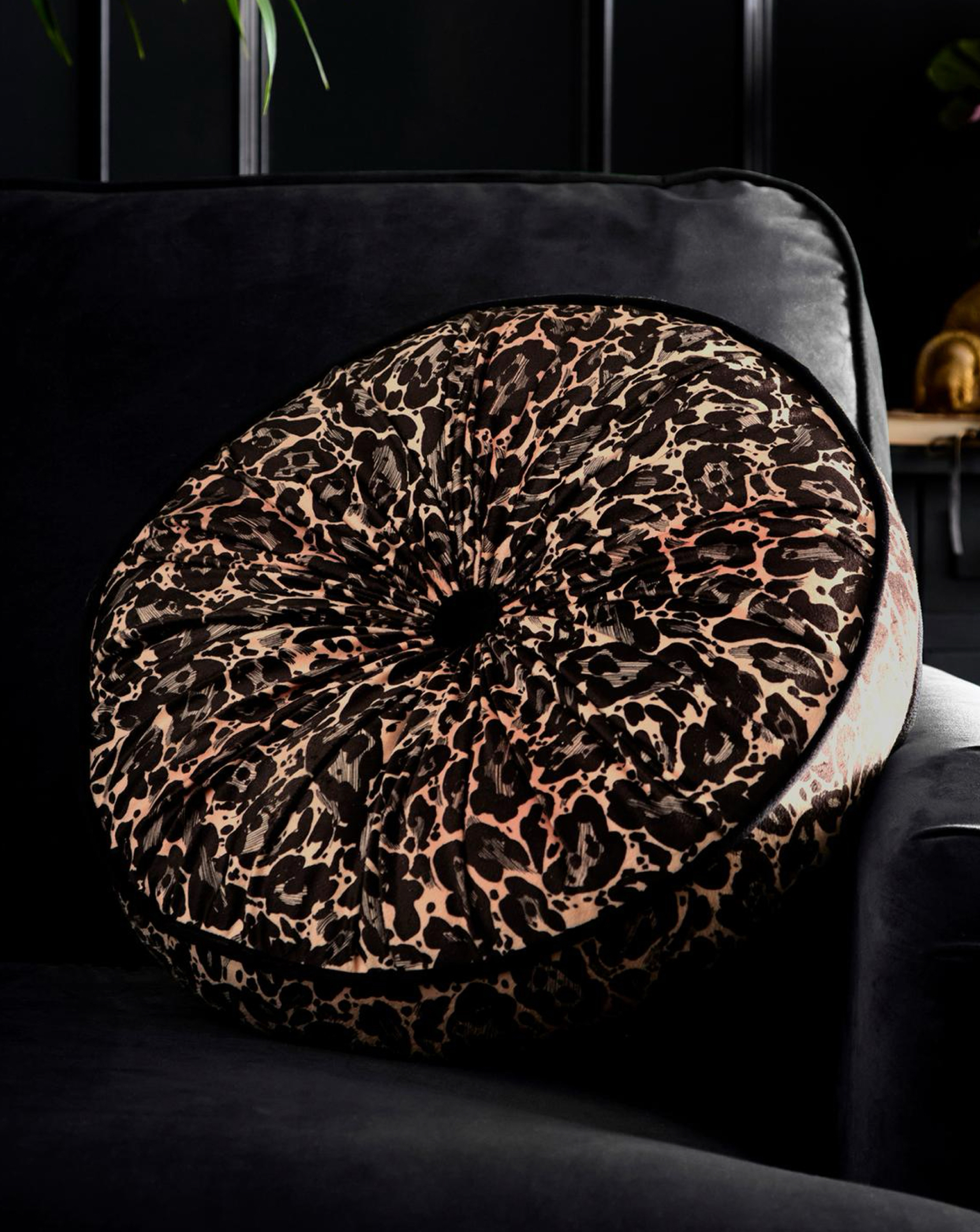 Laurence Llewelyn-Bowen Roxy Round Pleat Round Cushion