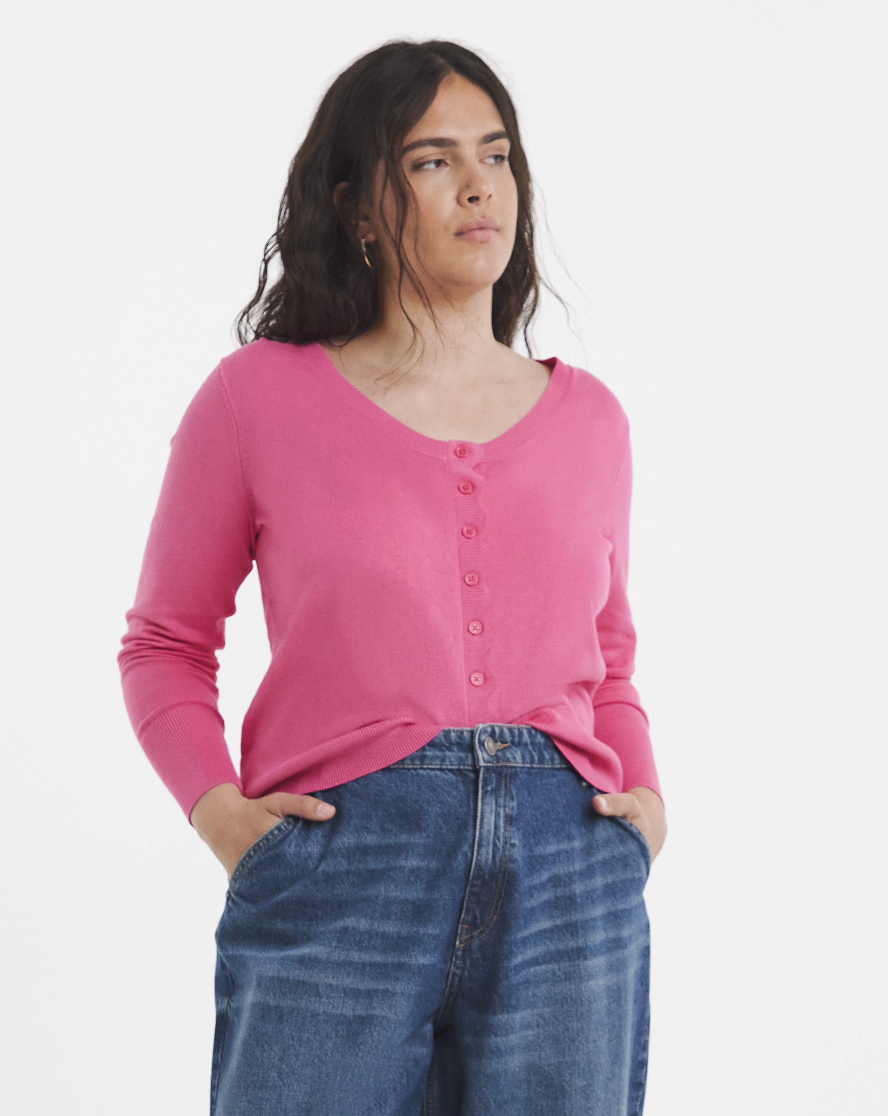 New In - Fine Gauge Scallop Edge Cardigan