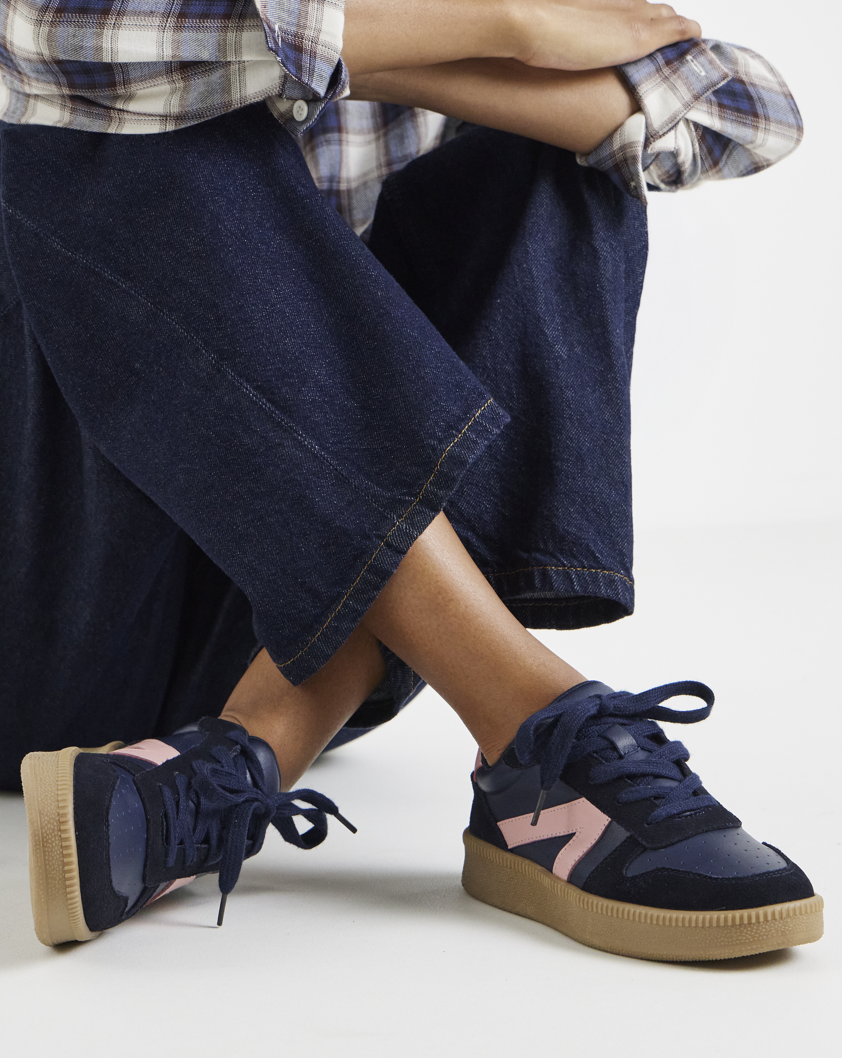 New In - Leather Retro Trainer E Fit