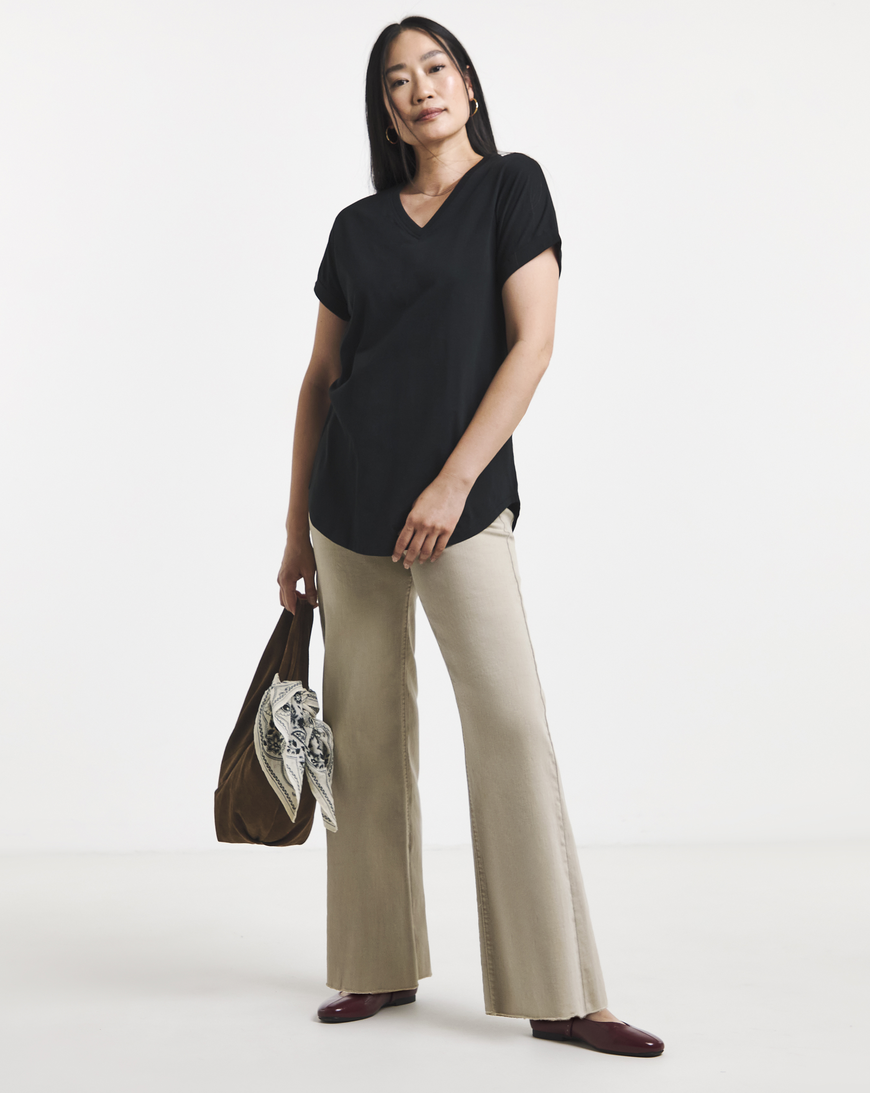 Black V Neck Short Sleeve Longline Curved Hem Top