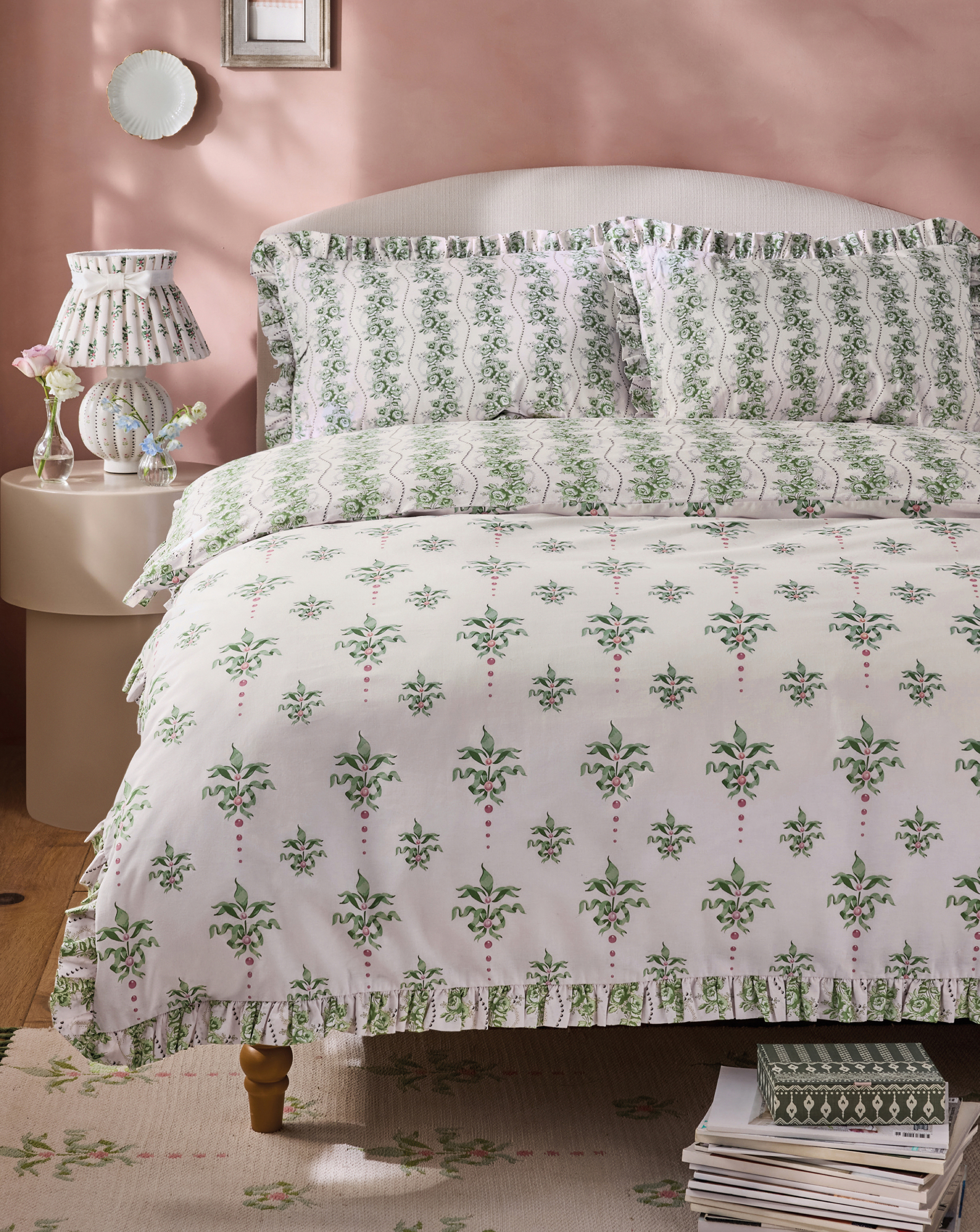 CK Cath Crest Floral Duvet Cover Set