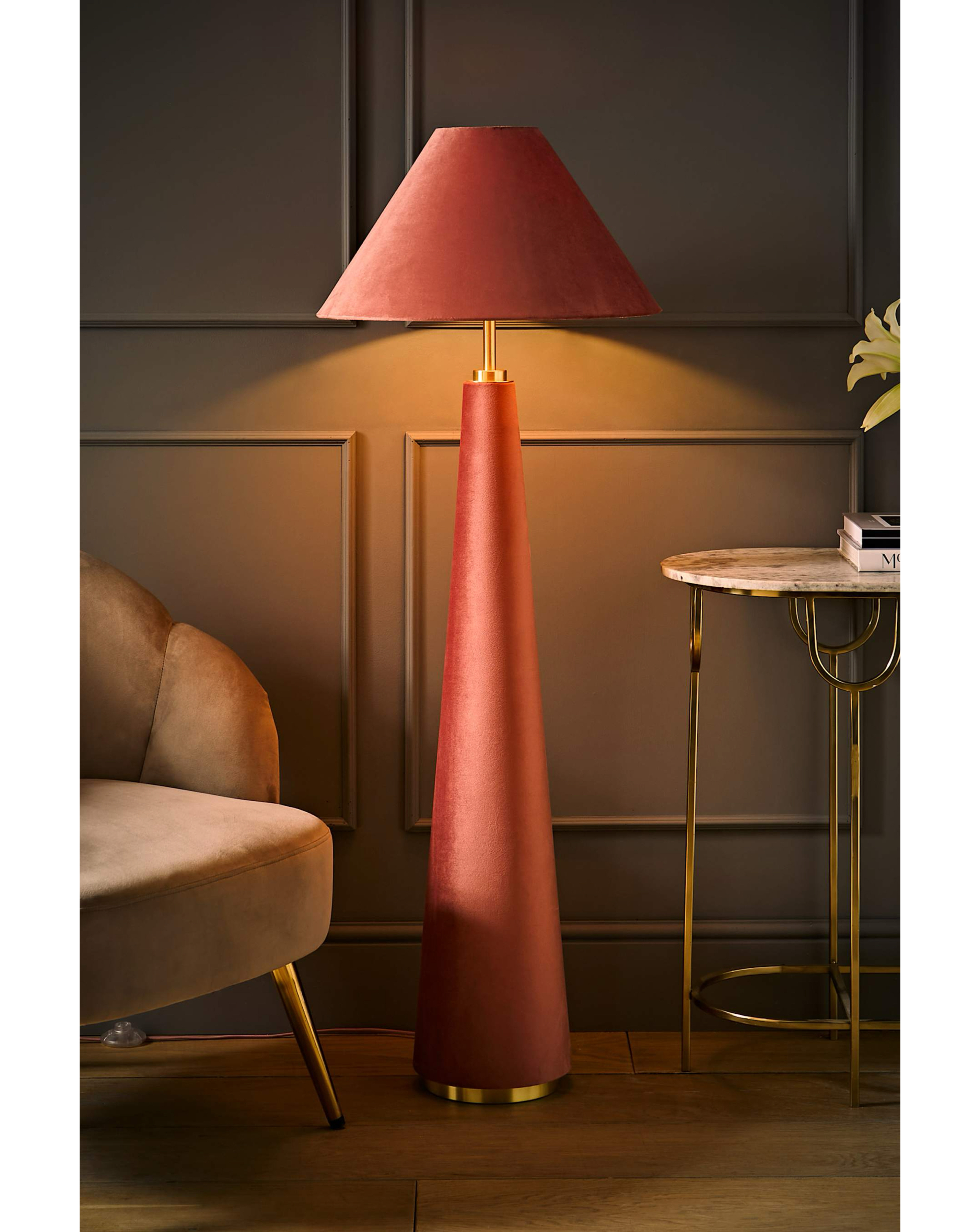 ValueLights Martha Pink Velvet Floor Lamp