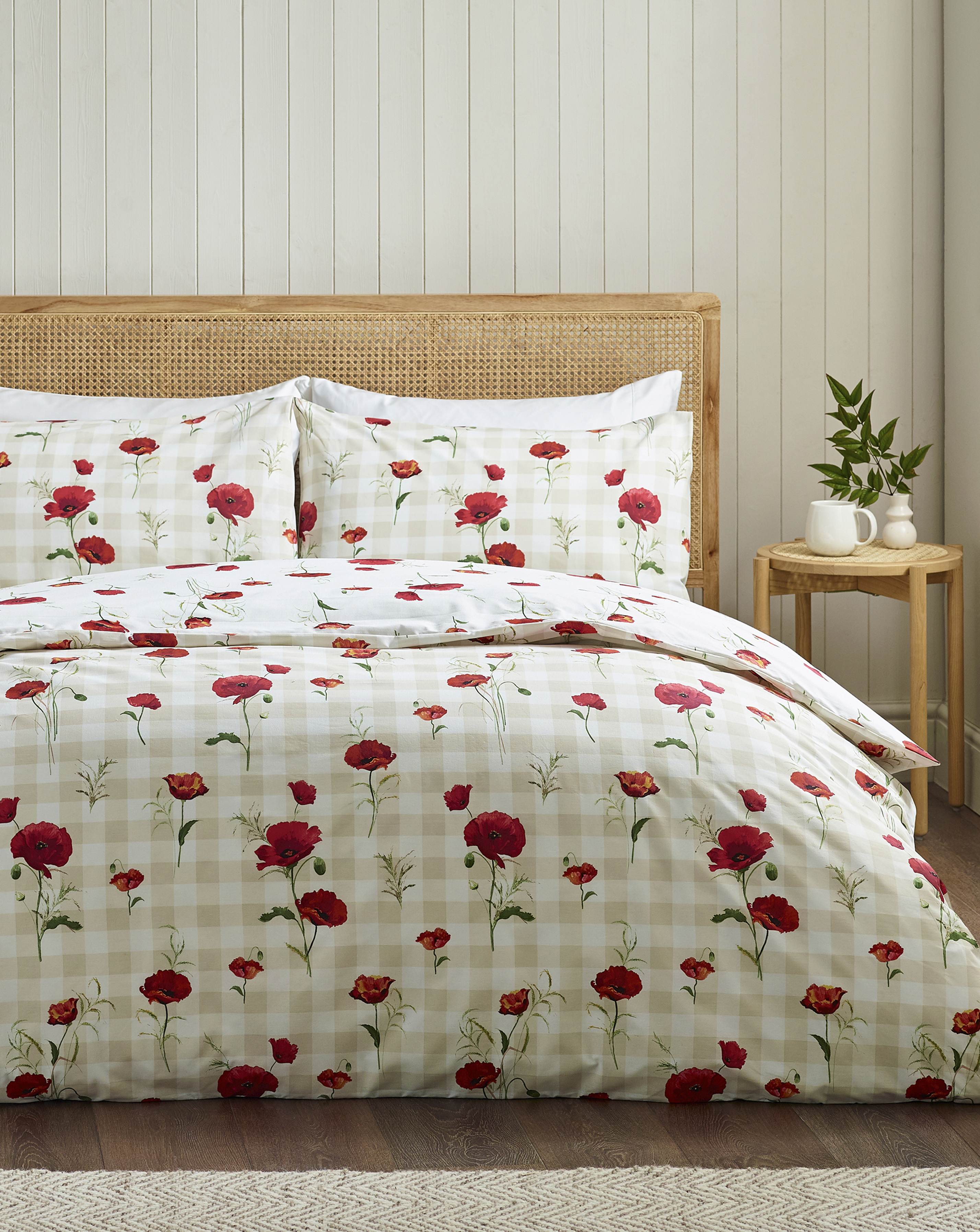 Catherine Lansfield Men's Red Cl Poppy Duvet Cover Set