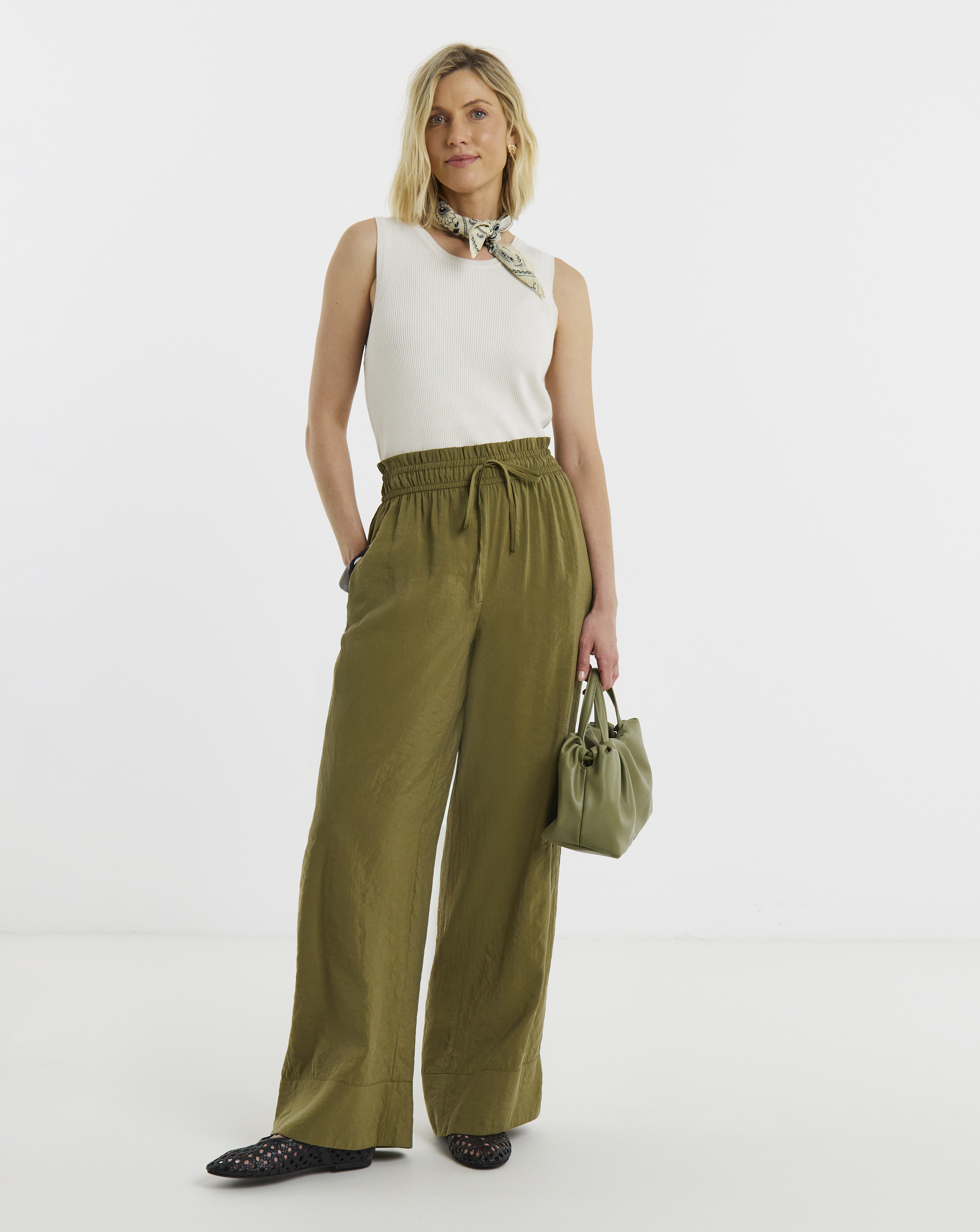 New In - WAISTBAND DETAIL WIDE LEG TROUSER