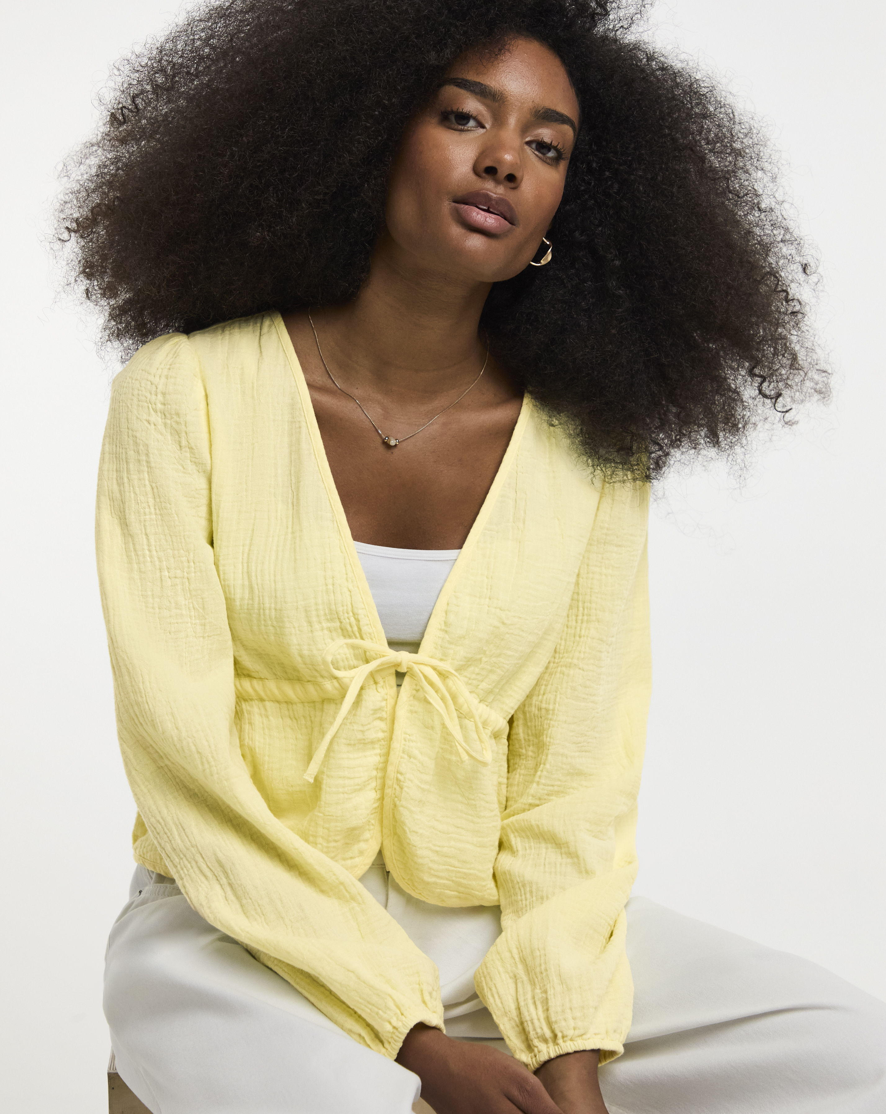 New In - Pieces Sastina V-Neck Woven Tie Top