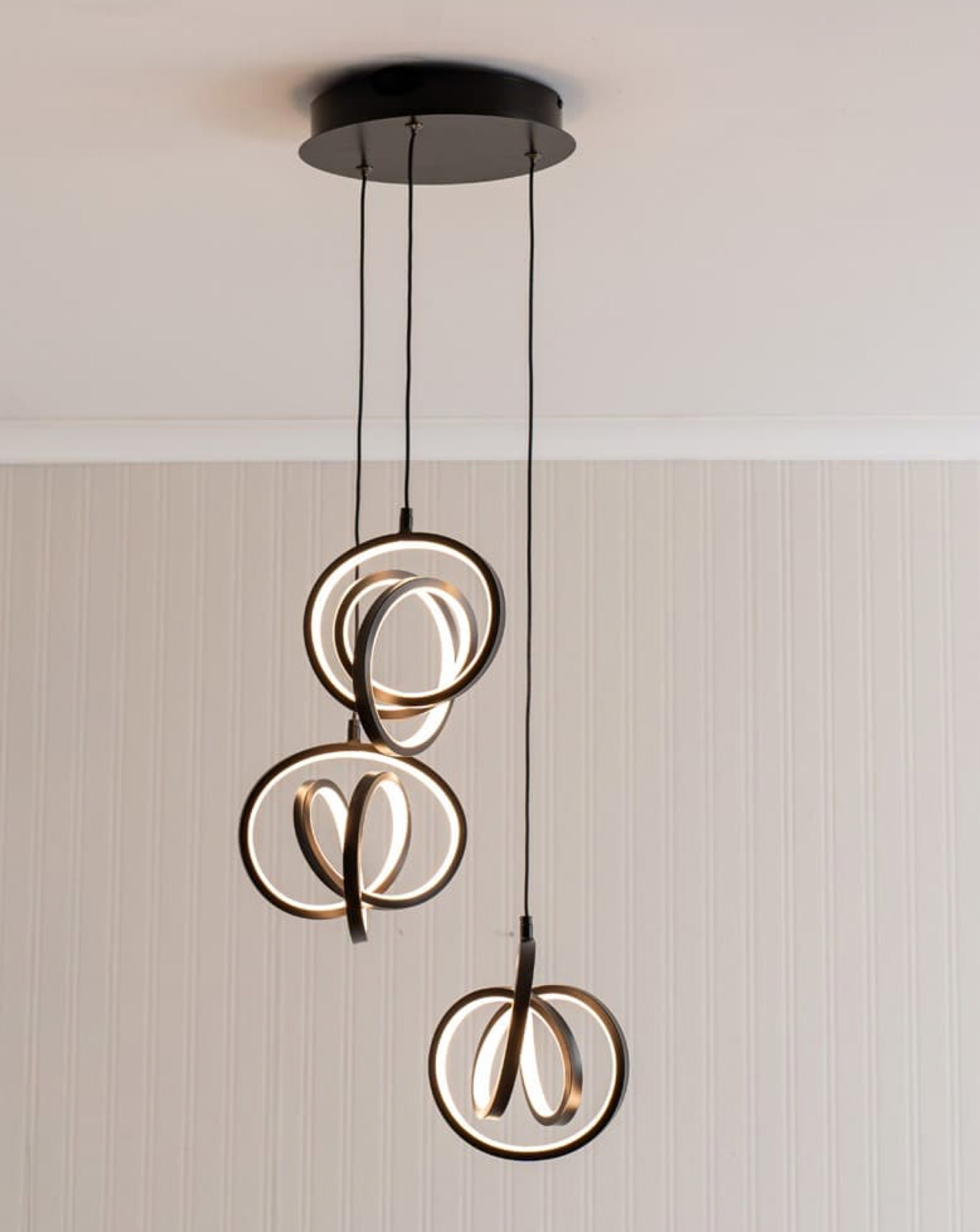 ValueLights Infinity Black Loop 3 Drop LED Ceiling Light