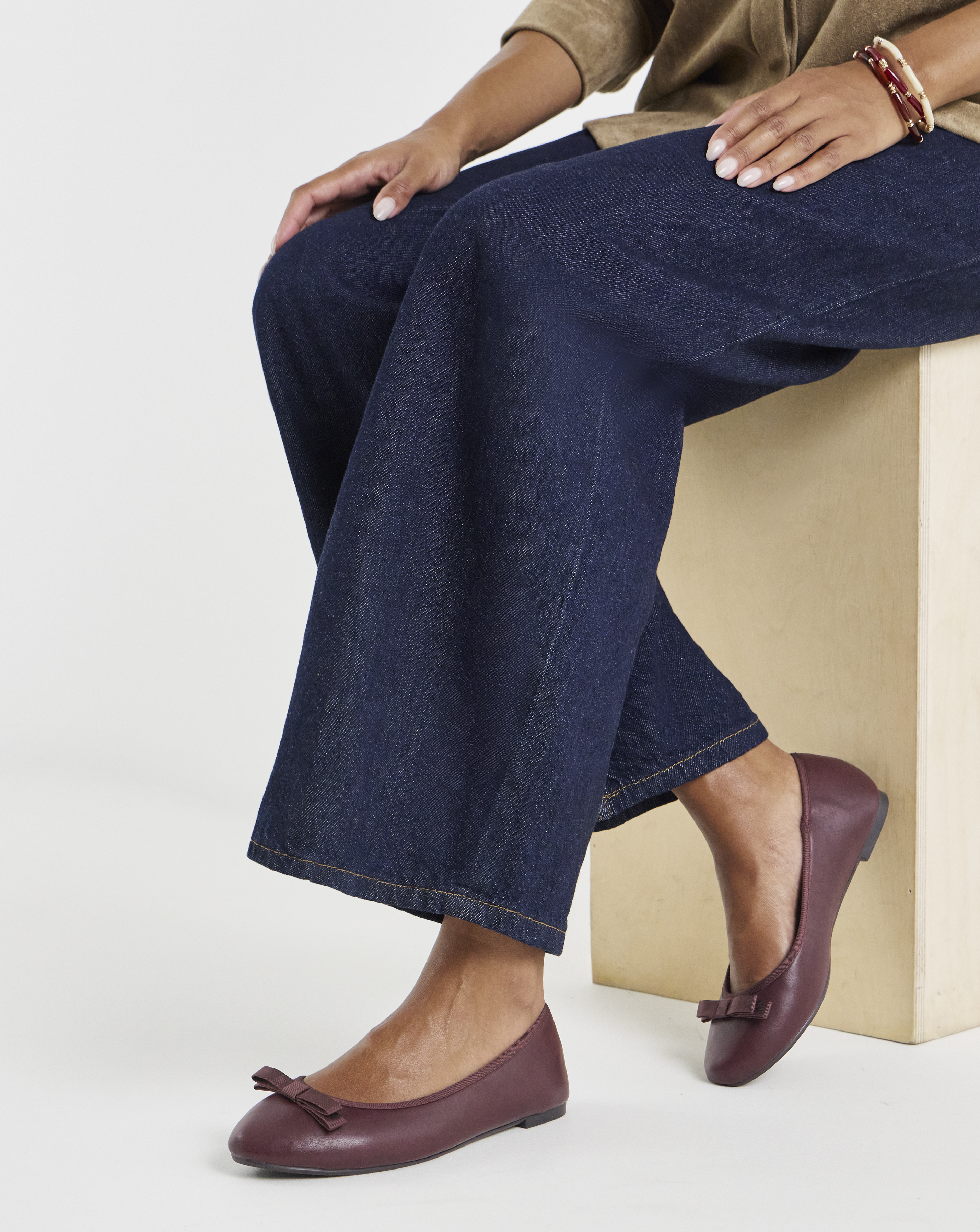 New In - Classic Ballerina Bow Shoe Wide