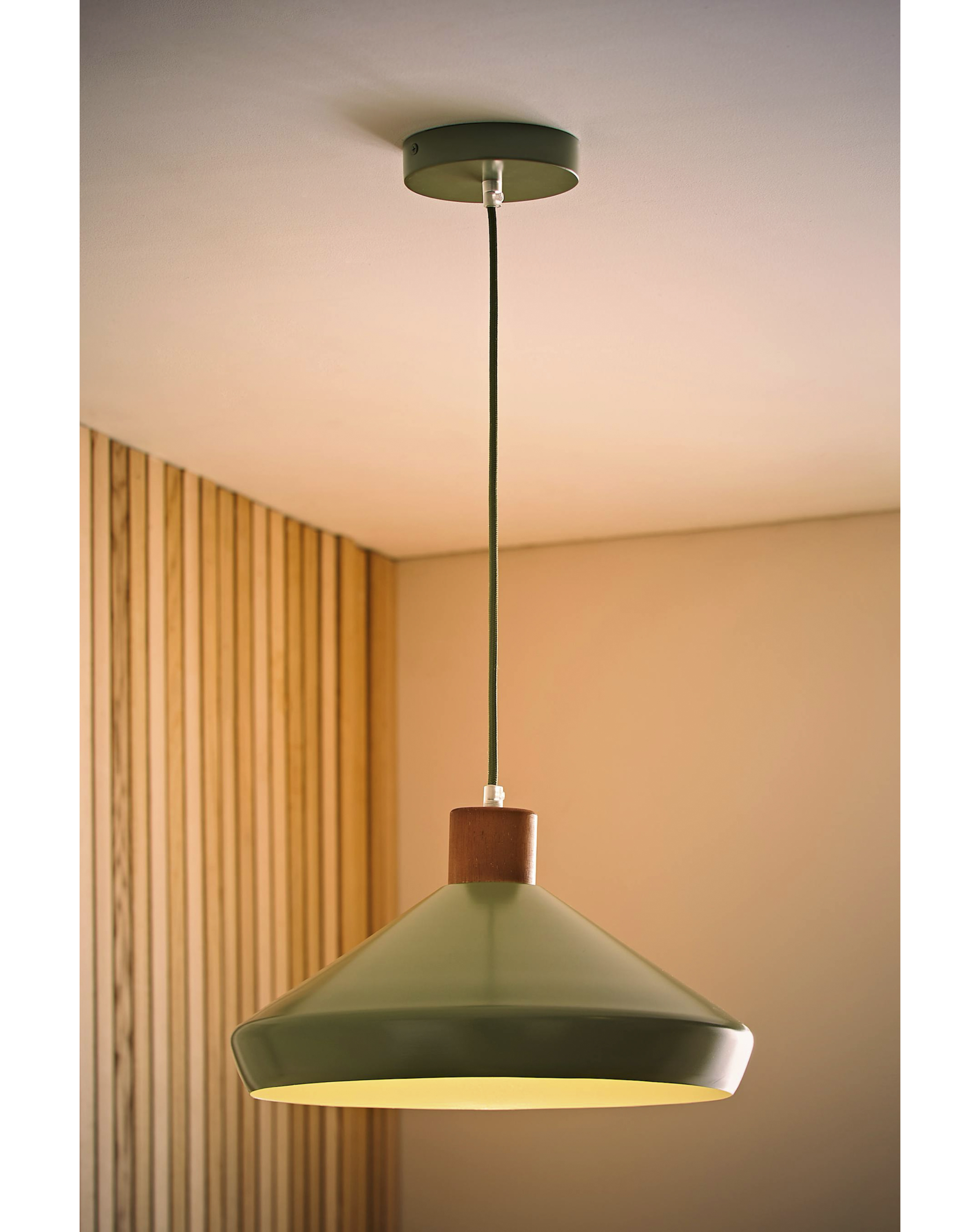 ValueLights Parker Green & Walnut Pendant Light