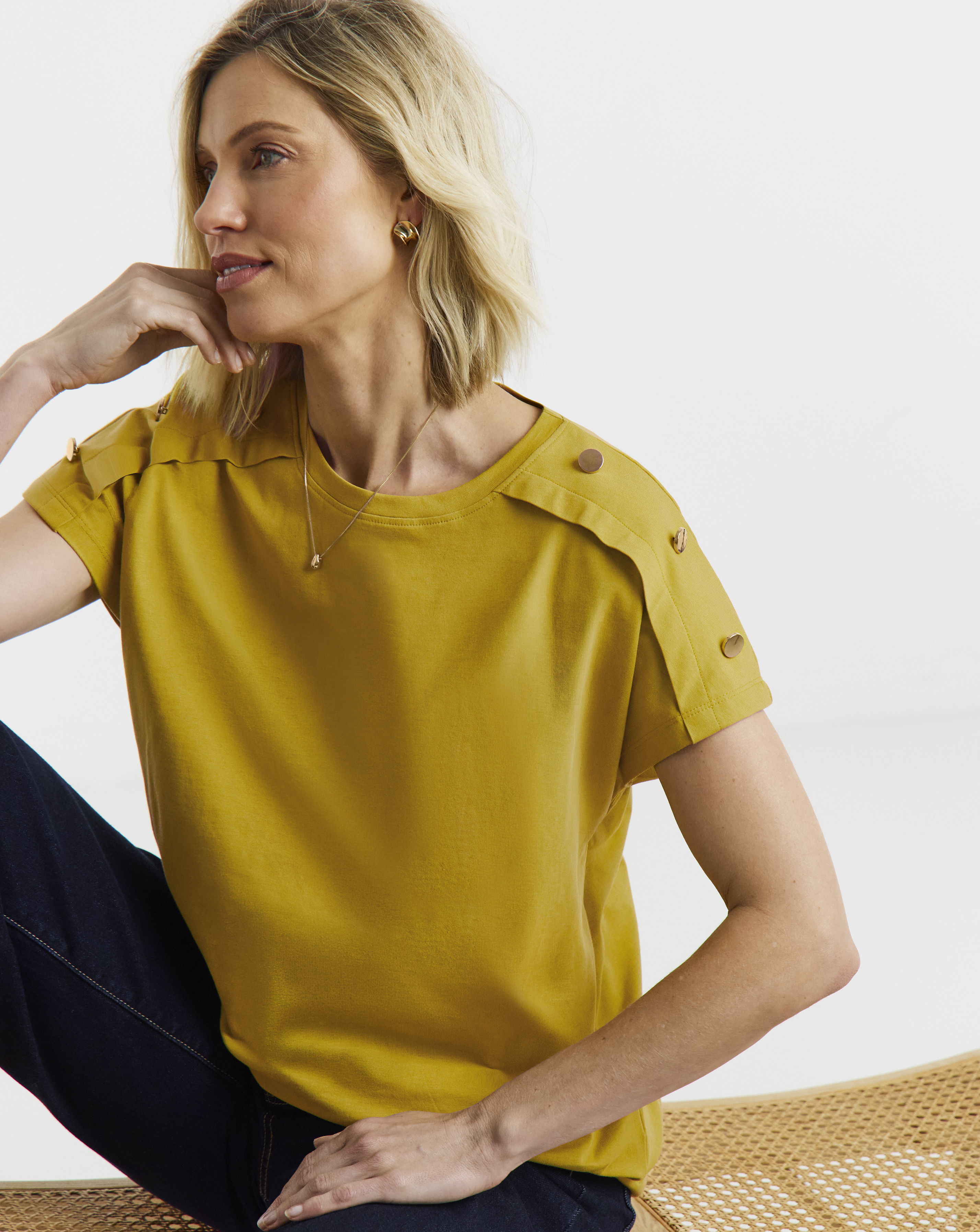 New In - Button Shoulder Bubble Hem