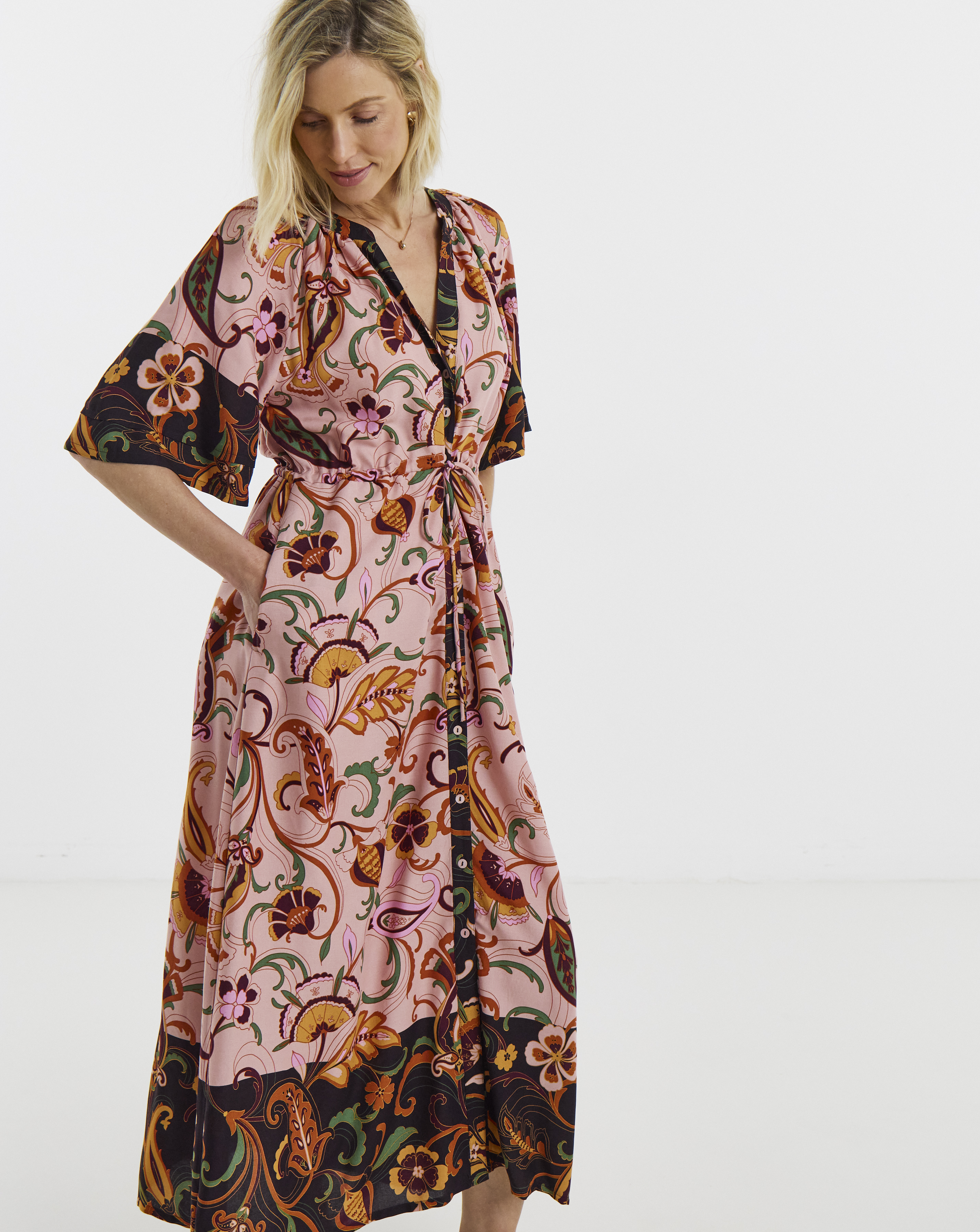 New In - Border Print Frill Sleeve Maxi Dress
