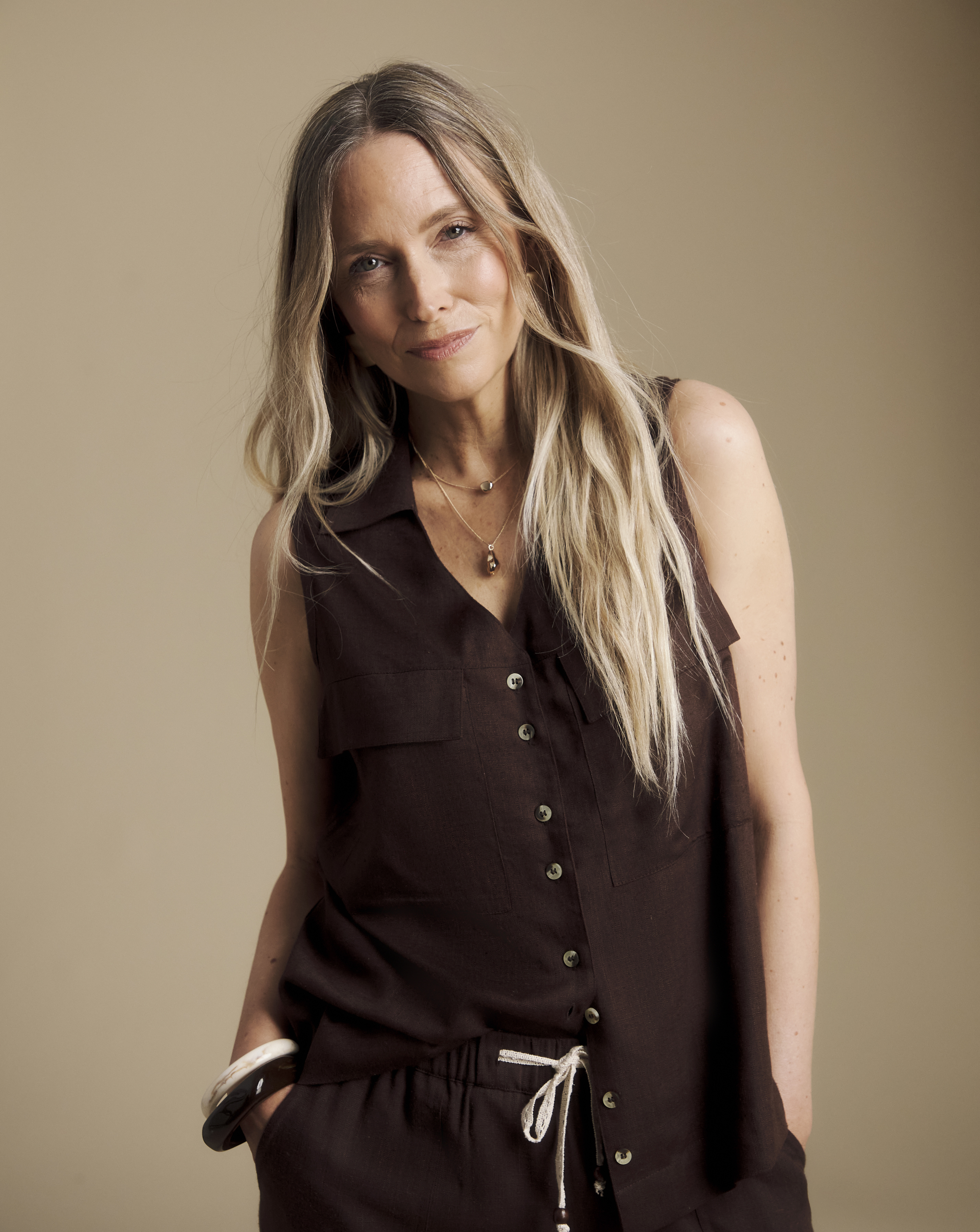 Julipa Linen Sleeveless Shirt