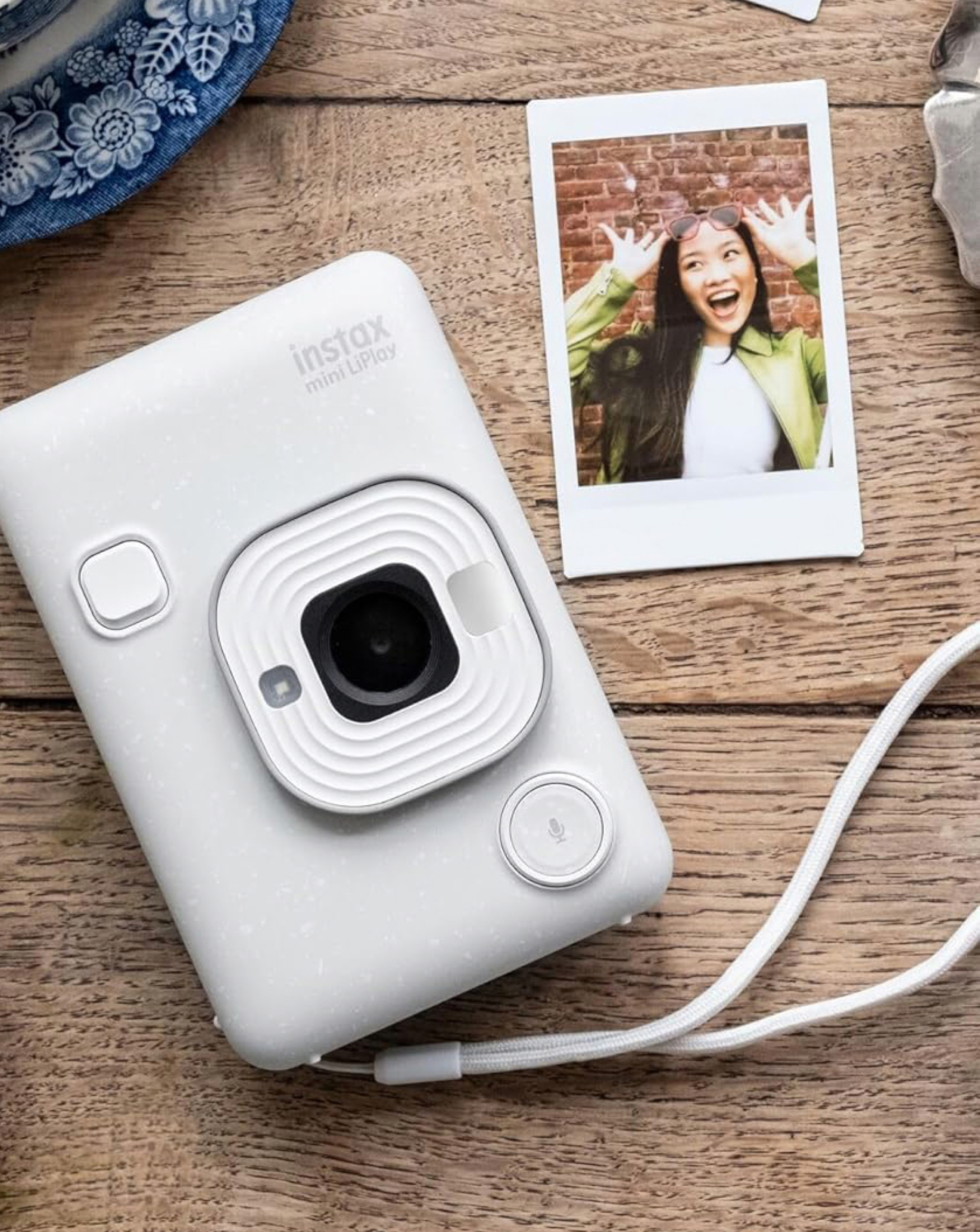 View 5 of Fujifilm Instax Mini LiPlay Hybrid