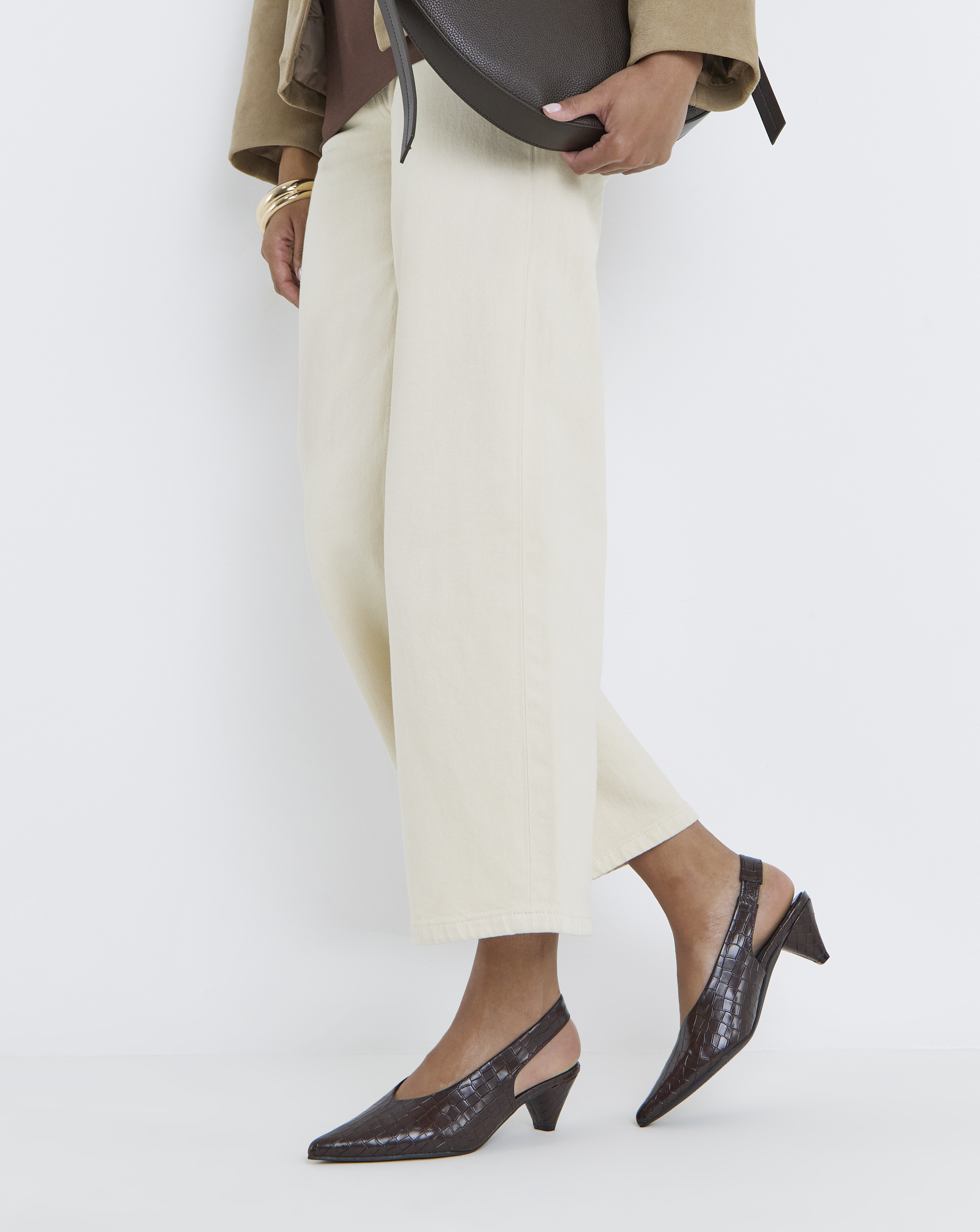 New In - Slingback Pointed Toe Heels Ex Wide