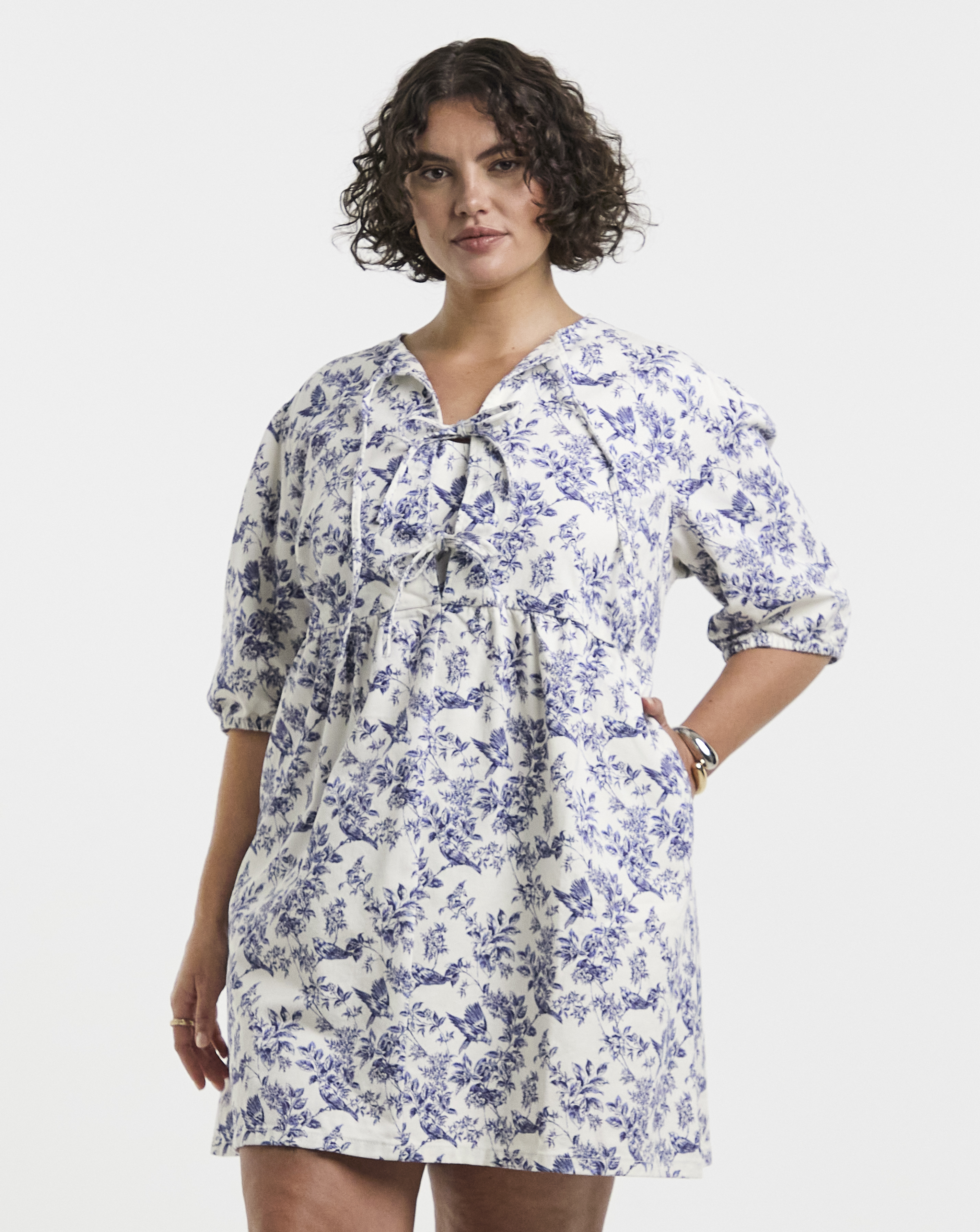 Simply Be - Women's Blue Mix Floral Tie Front Dress - Size 20 - Ecru - 100% Cotton