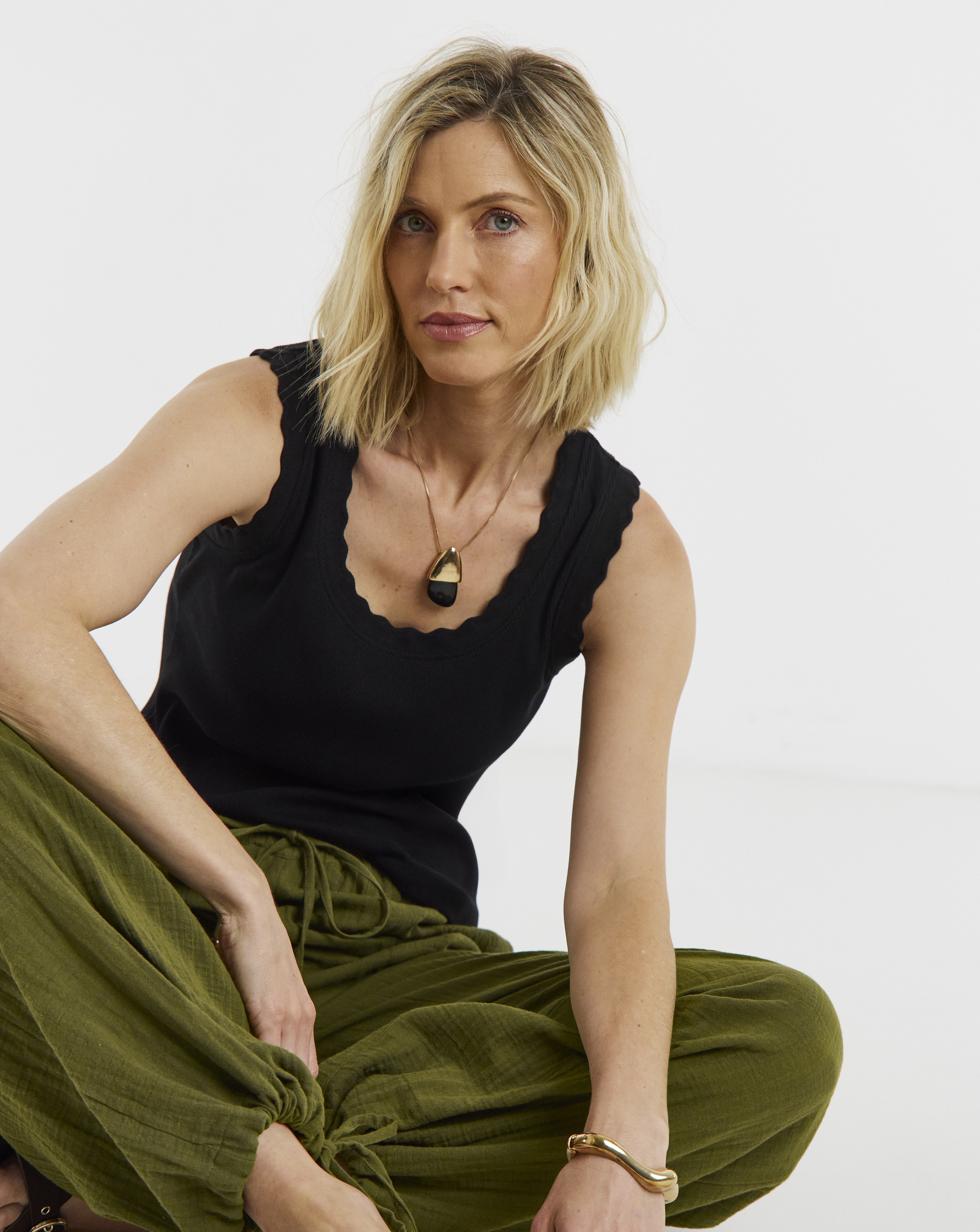 New In - Scallop Edge Vest